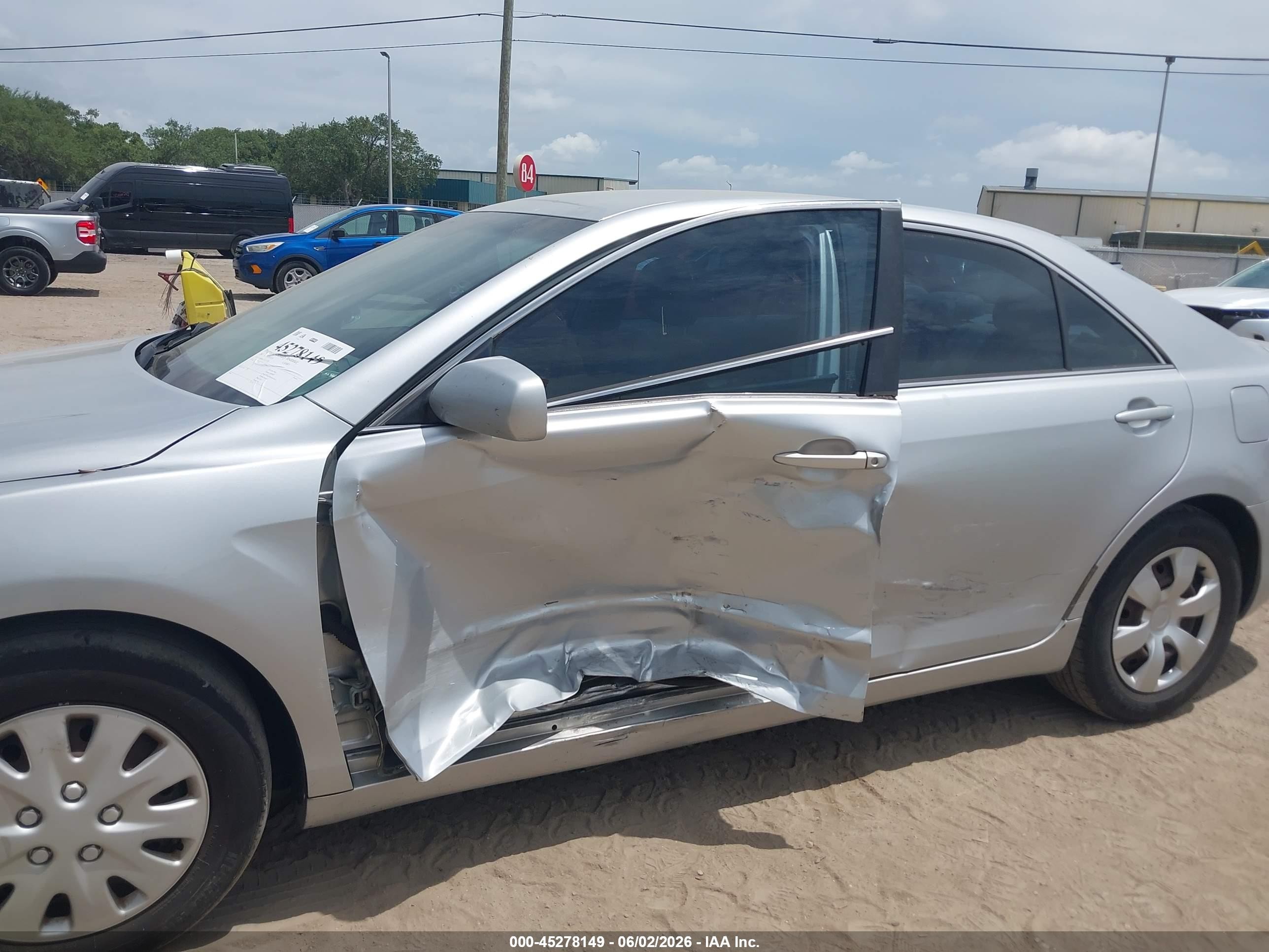 2007 Toyota Camry Le V6 Серебряный vin: 4T1BK46K57U537478