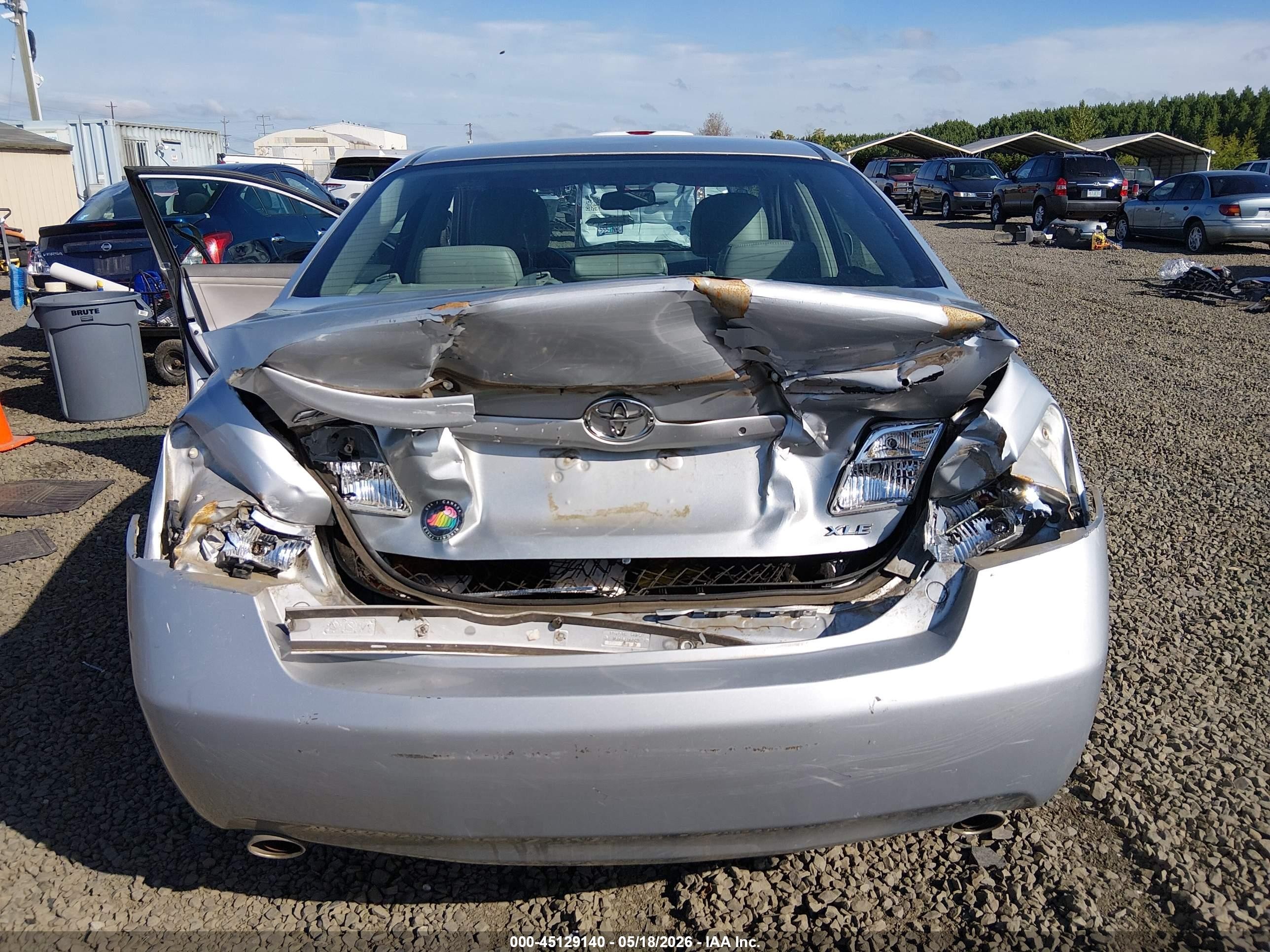 2007 Toyota Camry Xle V6 Silver vin: 4T1BK46K57U547007