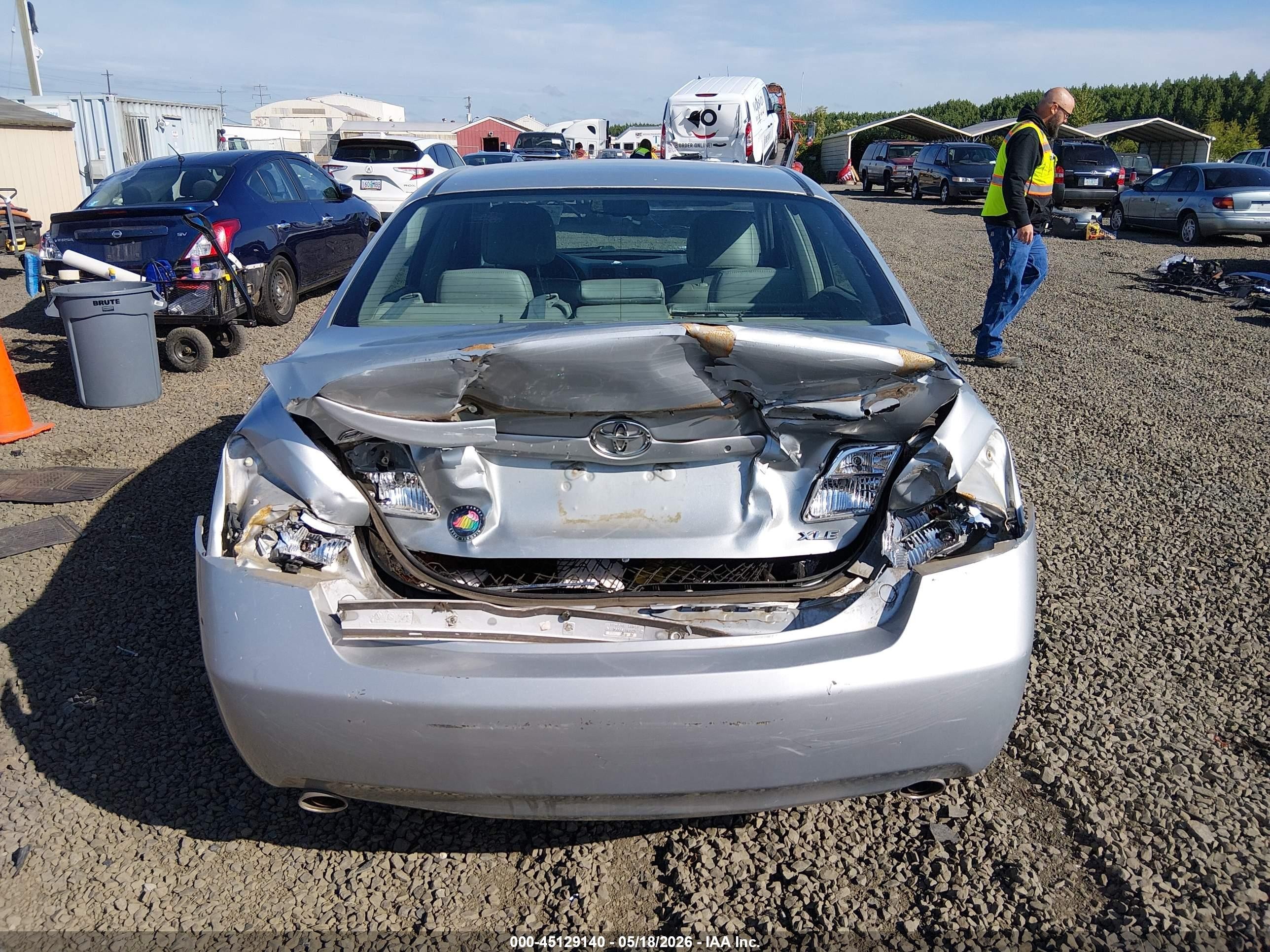 2007 Toyota Camry Xle V6 Silver vin: 4T1BK46K57U547007