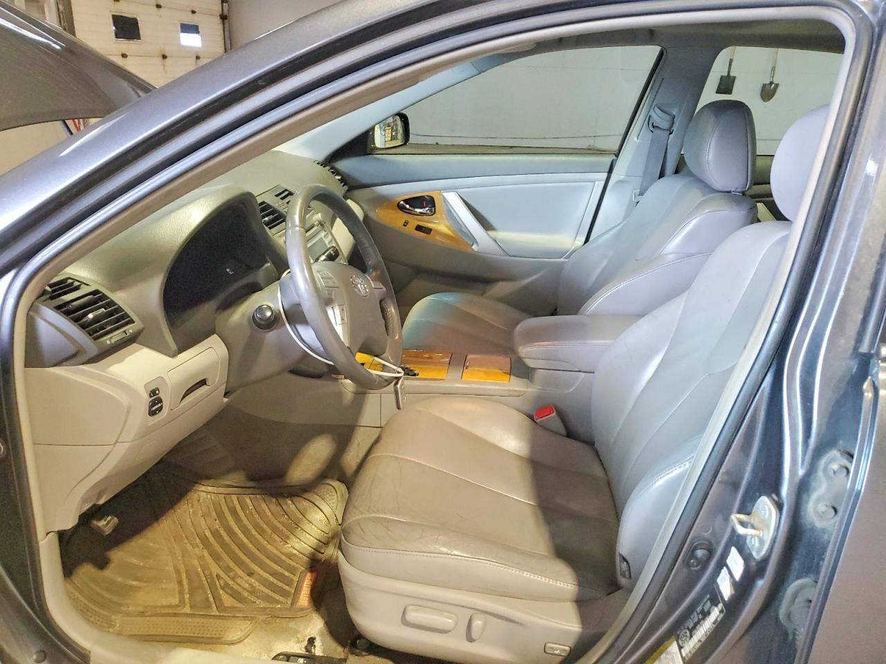 2007 Toyota Camry Le V6 Gray vin: 4T1BK46K57U547587