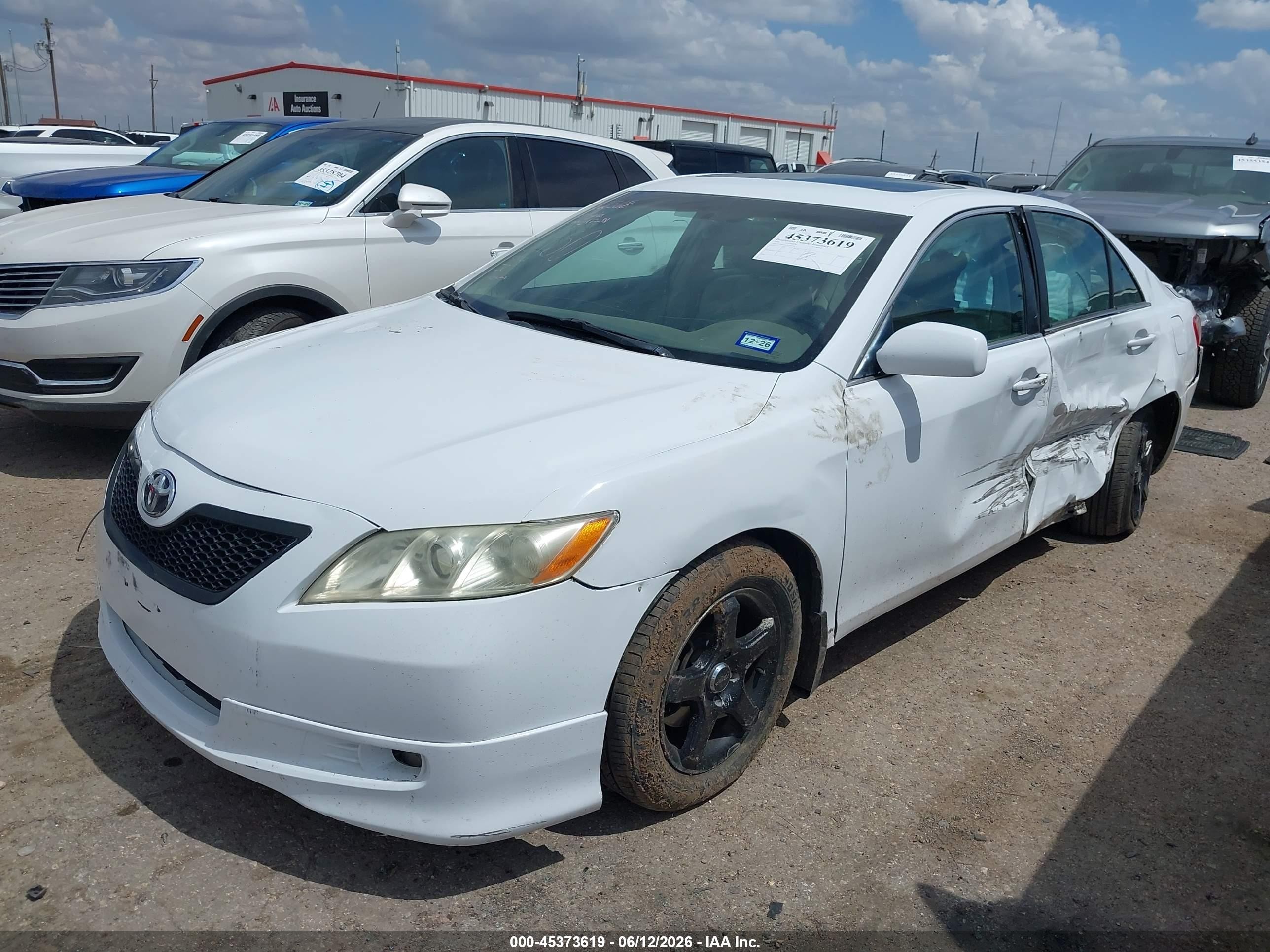 2008 Toyota Camry Xle White vin: 4T1BK46K58U566450