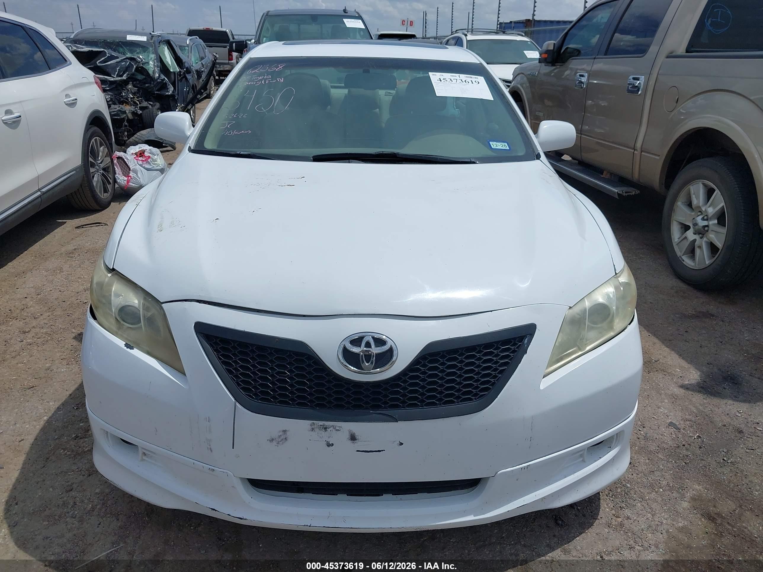 2008 Toyota Camry Xle White vin: 4T1BK46K58U566450