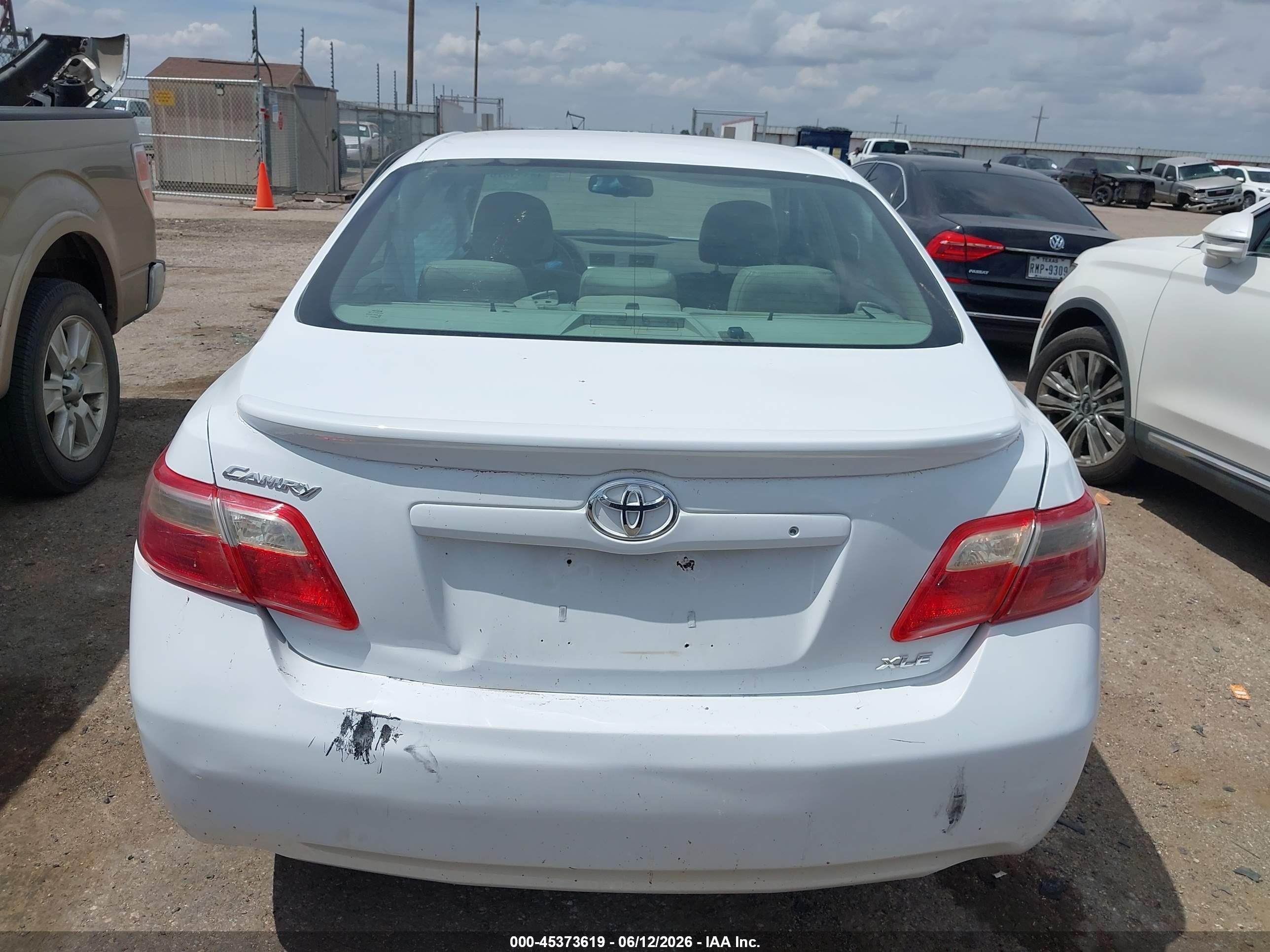 2008 Toyota Camry Xle White vin: 4T1BK46K58U566450