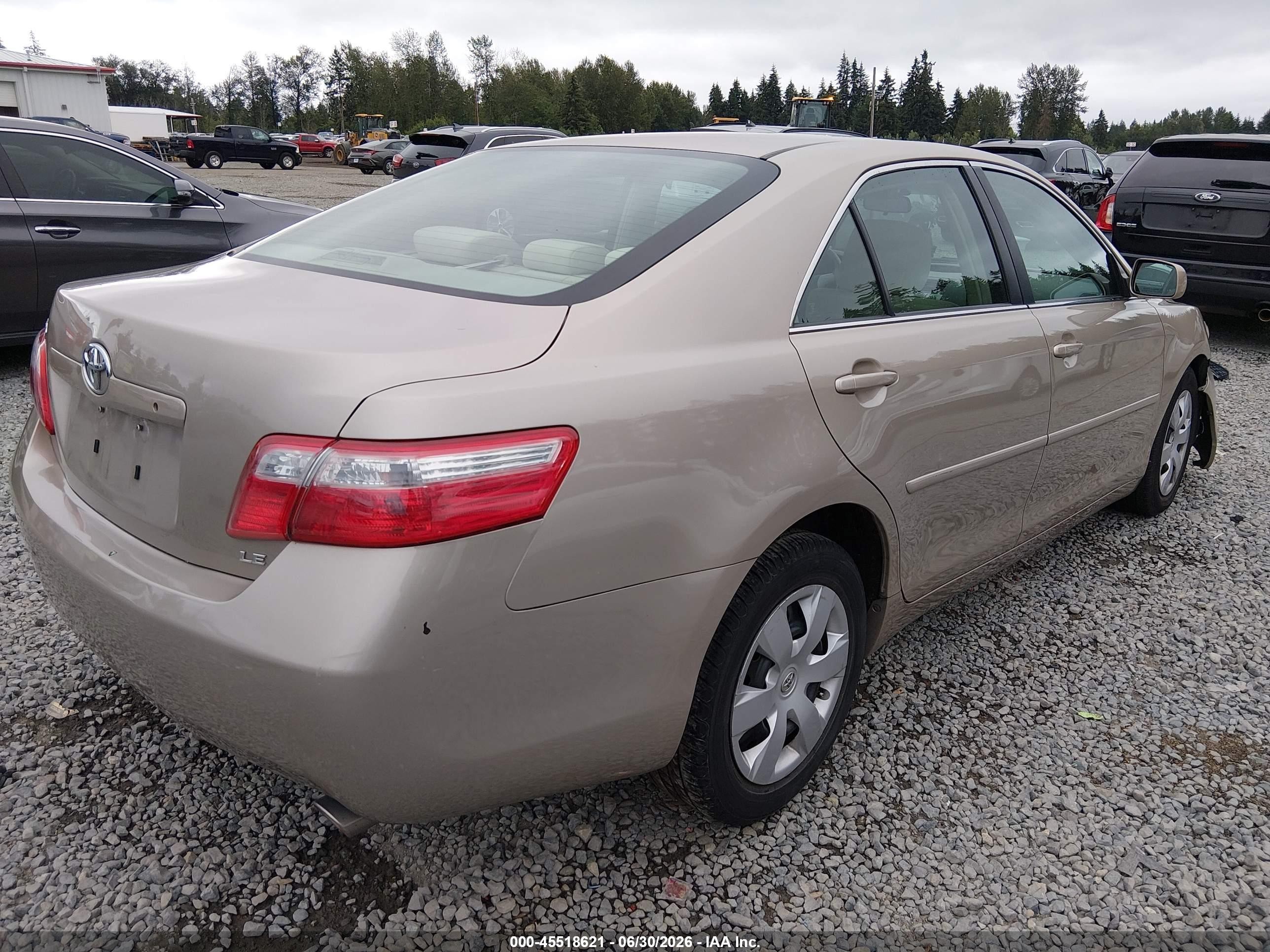 2009 Toyota Camry Le V6 Gold vin: 4T1BK46K59U097815
