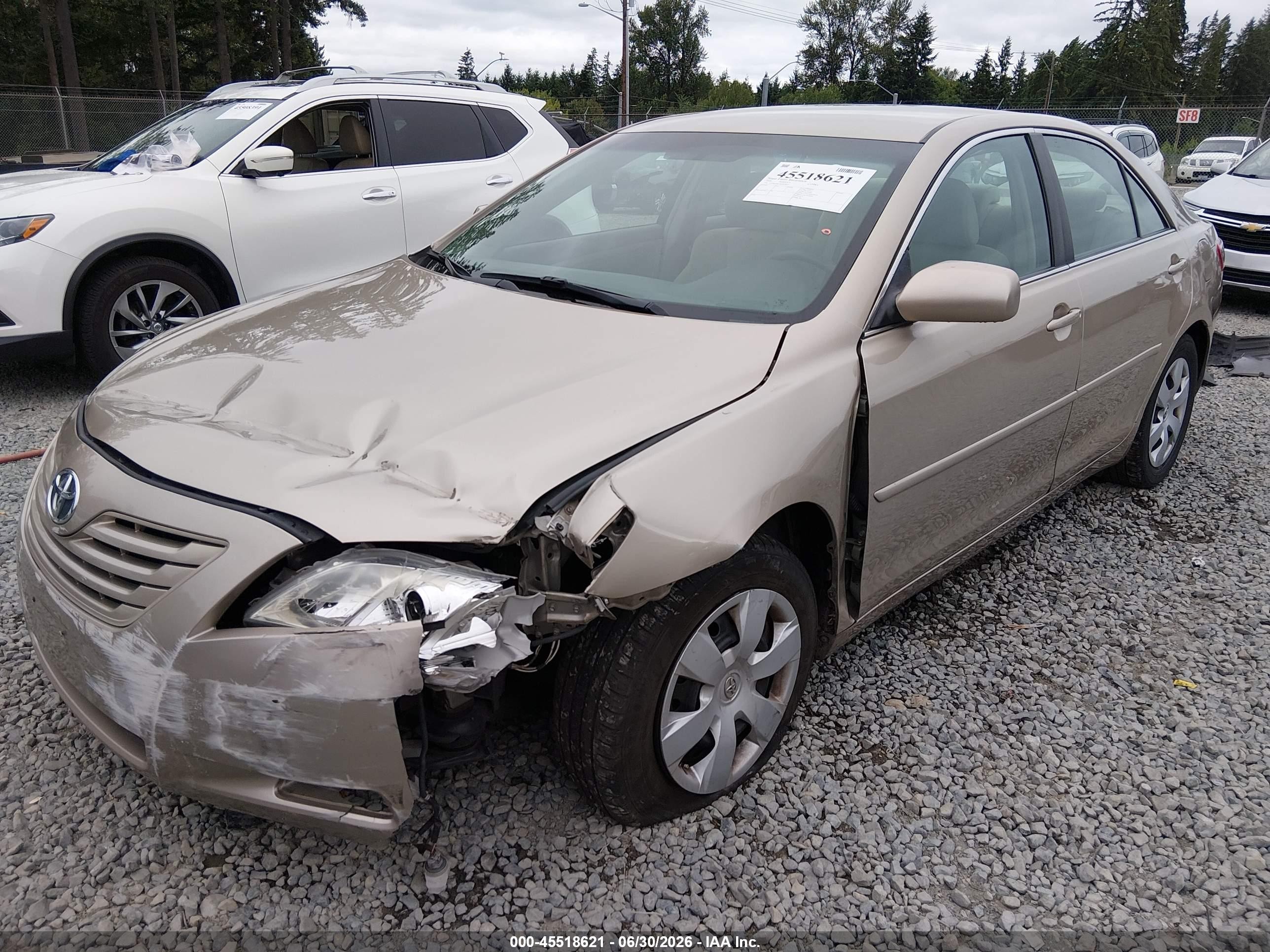 2009 Toyota Camry Le V6 Gold vin: 4T1BK46K59U097815