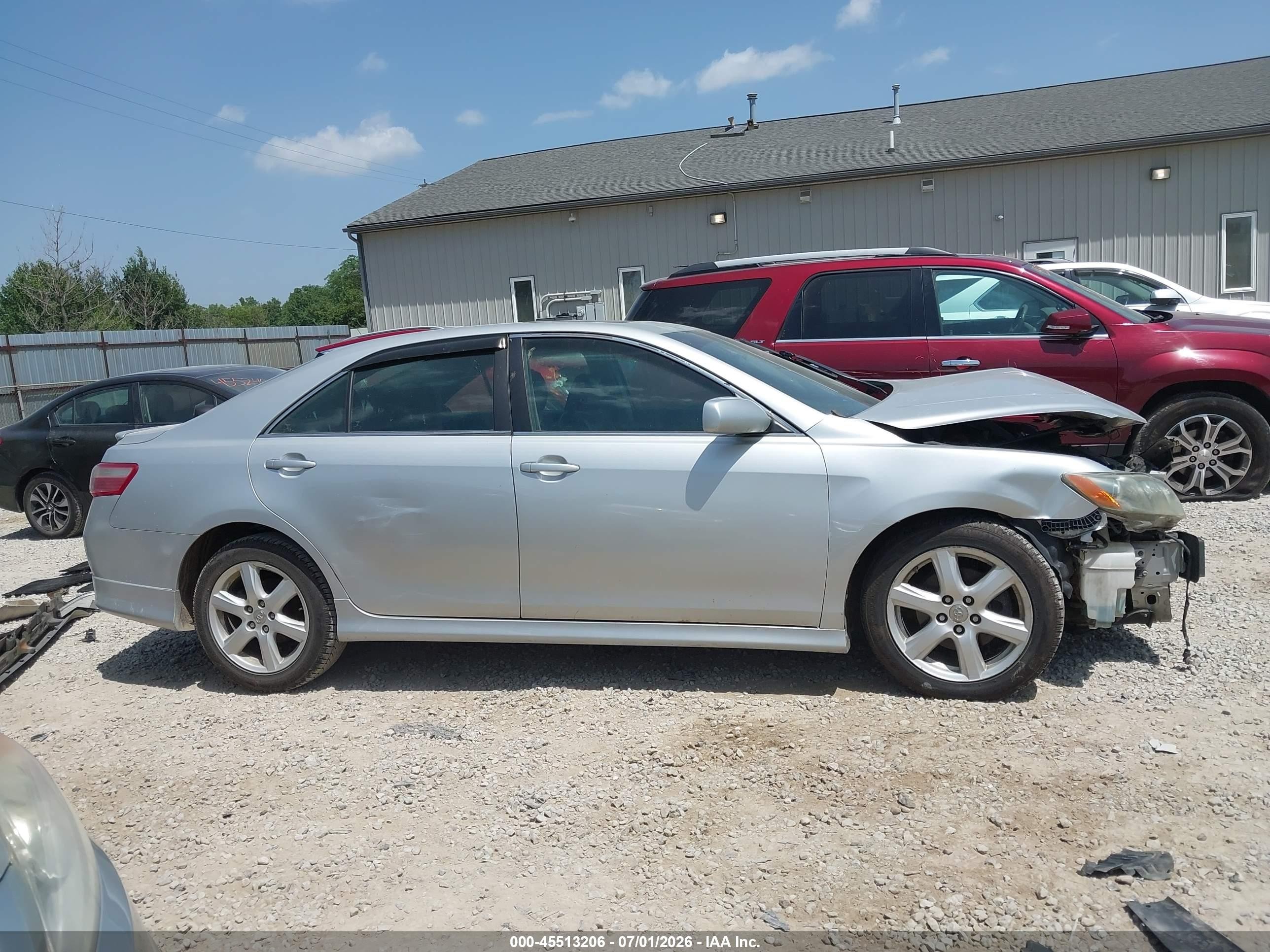 2007 Toyota Camry Le/xle/se Серебряный vin: 4T1BK46K67U004510