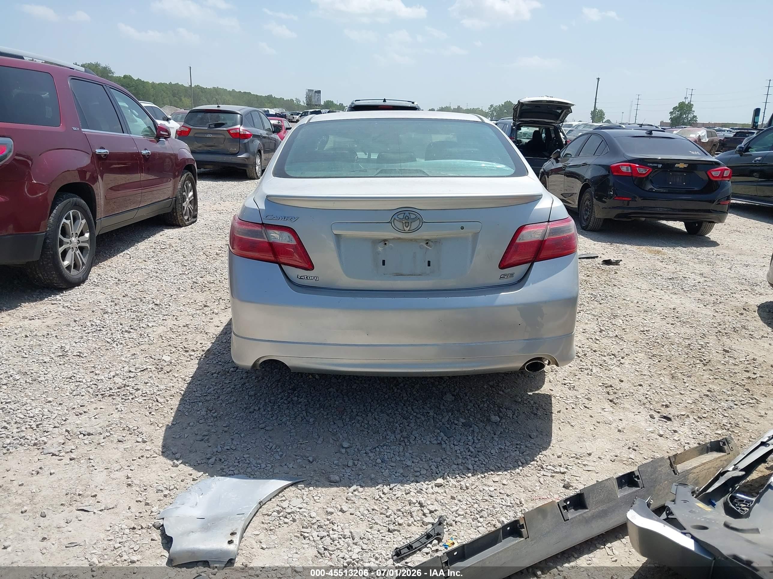 2007 Toyota Camry Le/xle/se Серебряный vin: 4T1BK46K67U004510