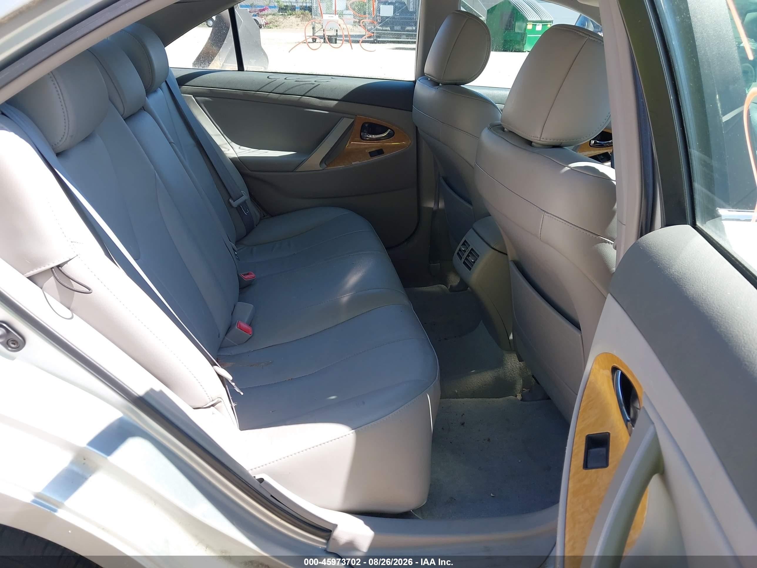2007 Toyota Camry Xle V6 Серебряный vin: 4T1BK46K67U011229