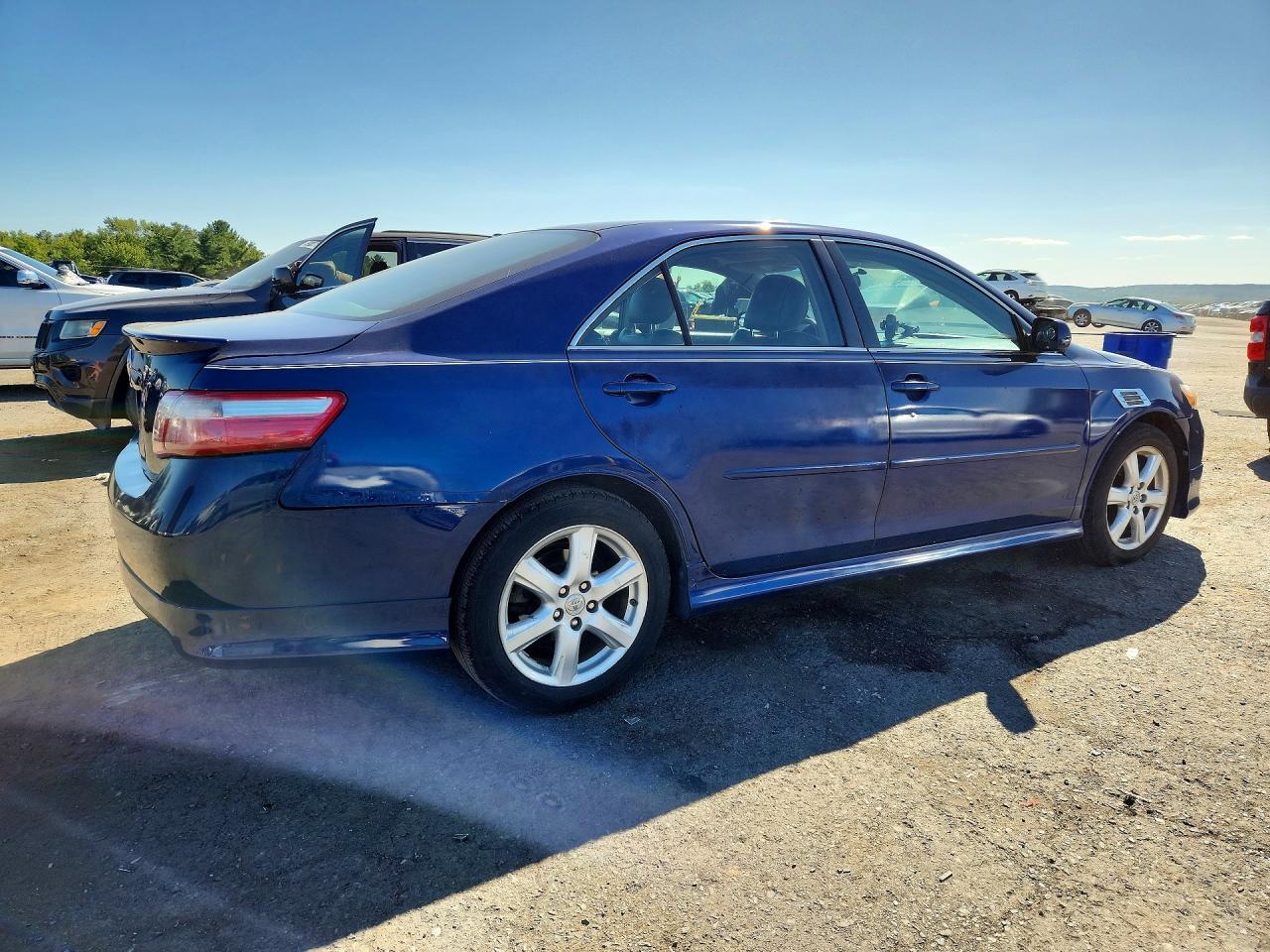 2007 Toyota Camry Se V6 Blue vin: 4T1BK46K67U018844