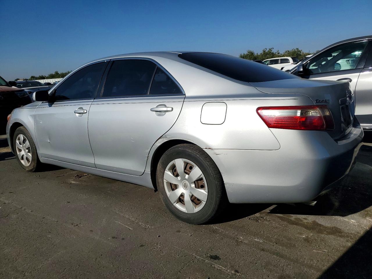 2007 Toyota Camry Le V6 Silver vin: 4T1BK46K67U023834