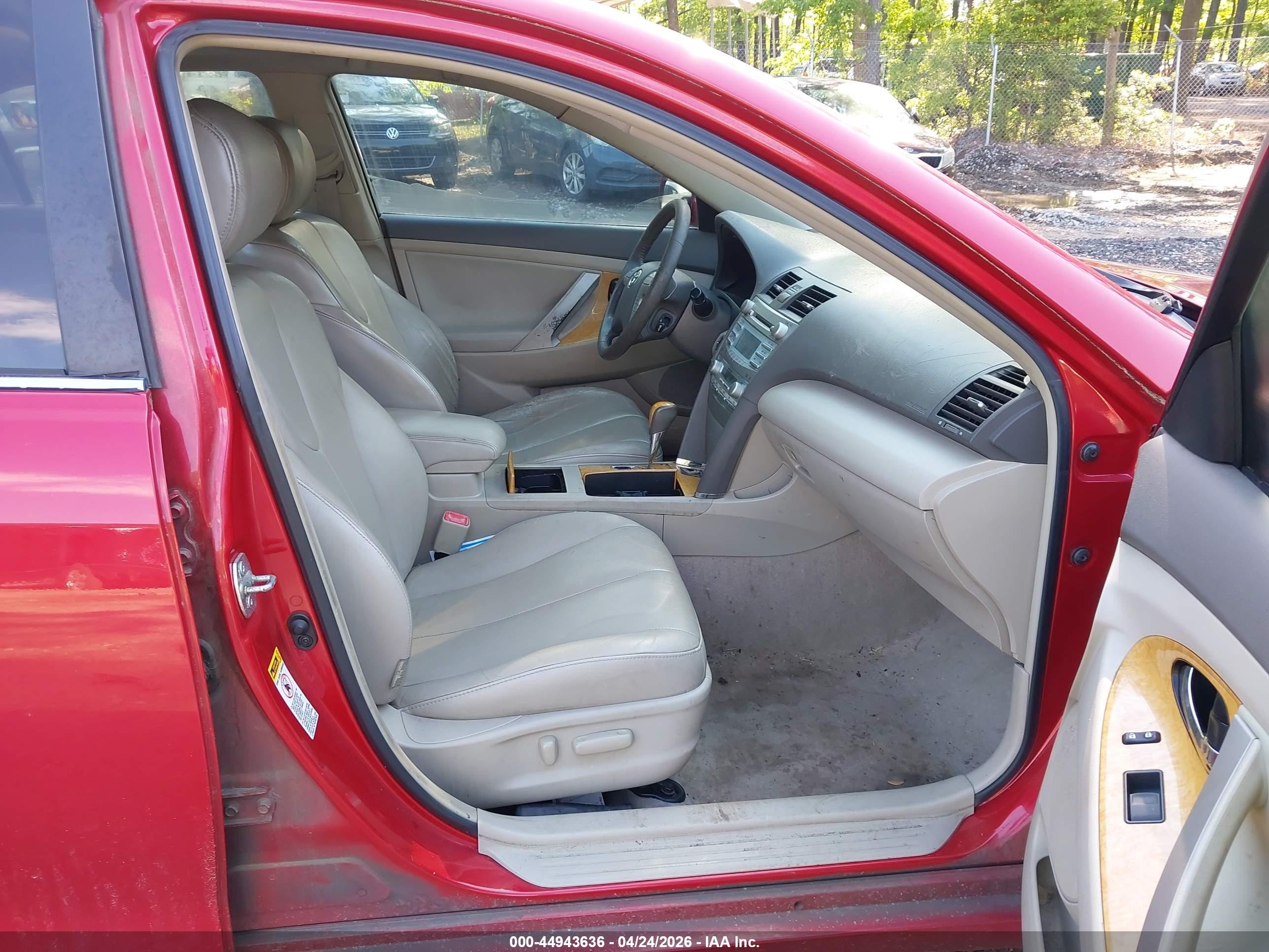 2007 Toyota Camry Xle V6 Red vin: 4T1BK46K67U024577