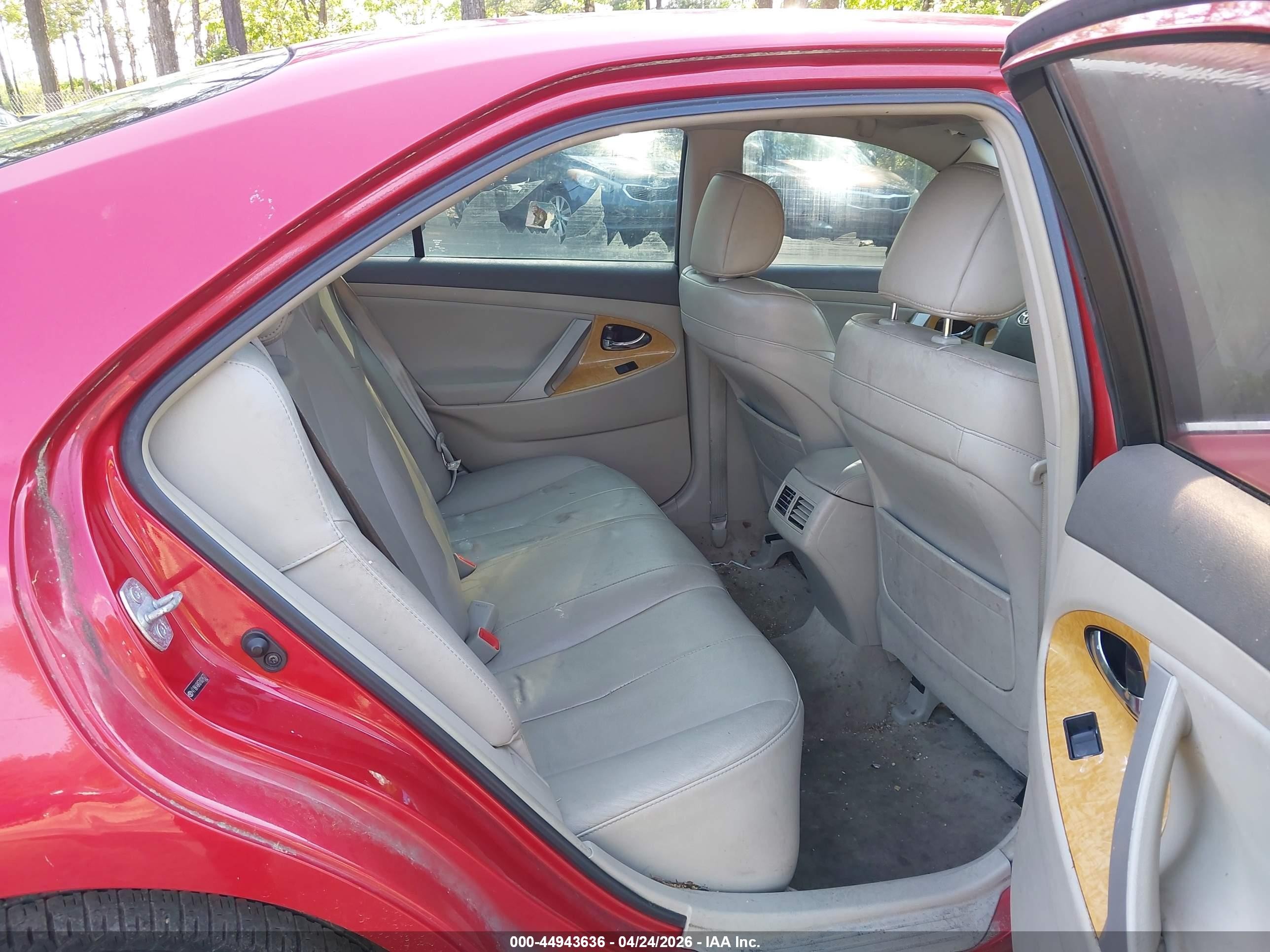 2007 Toyota Camry Xle V6 Red vin: 4T1BK46K67U024577