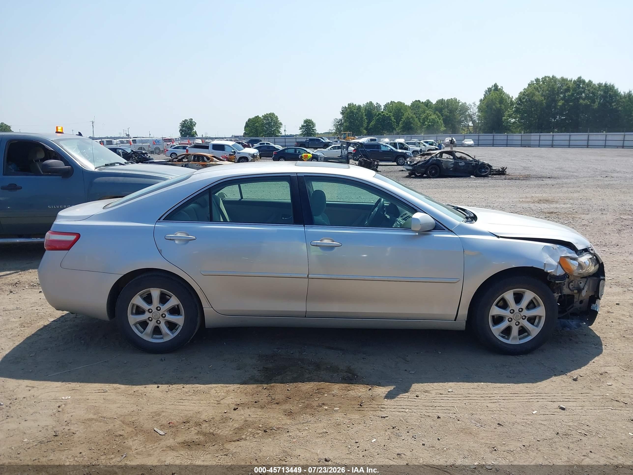2007 Toyota Camry Le V6 Silver vin: 4T1BK46K67U036664