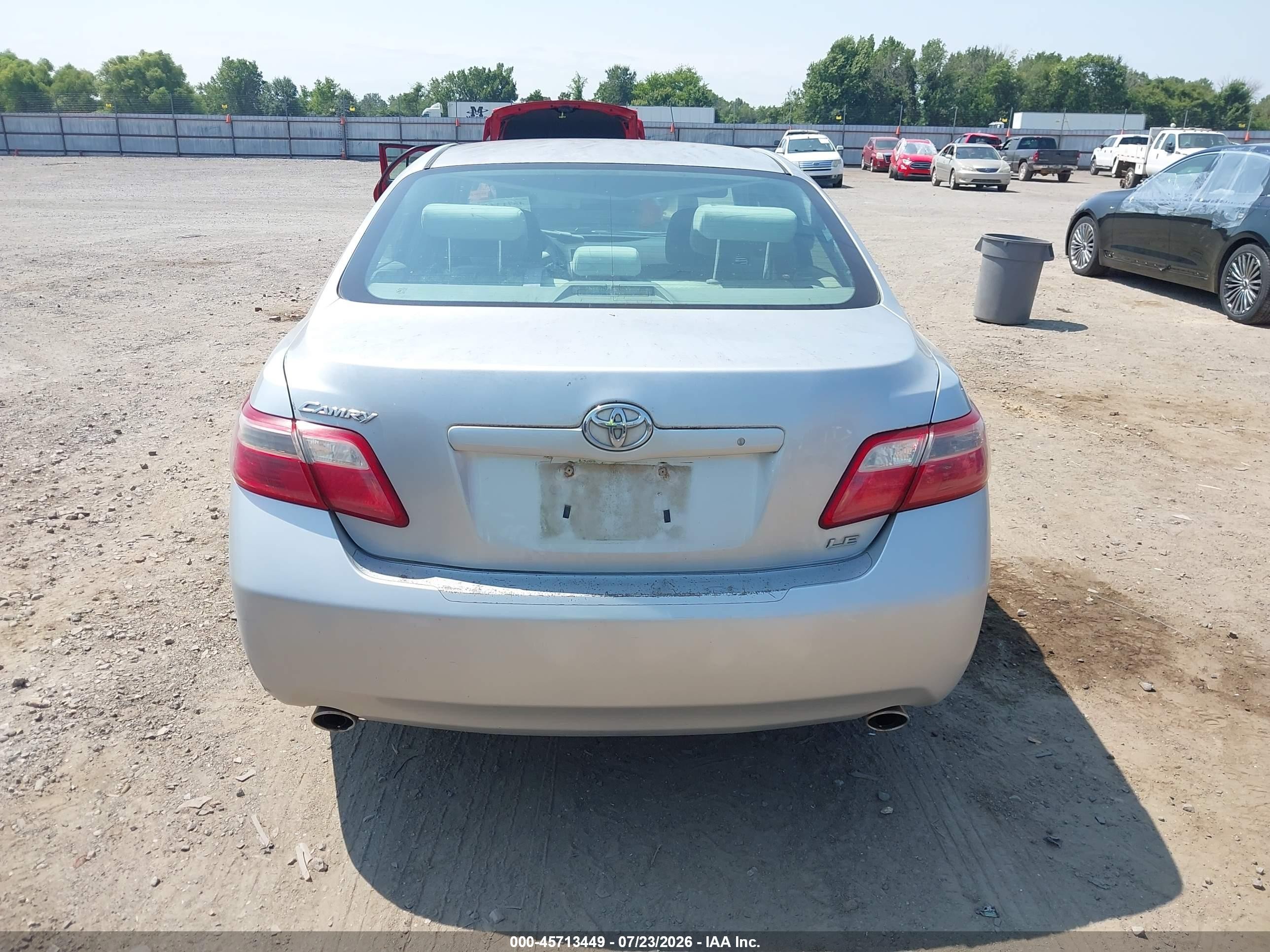 2007 Toyota Camry Le V6 Silver vin: 4T1BK46K67U036664