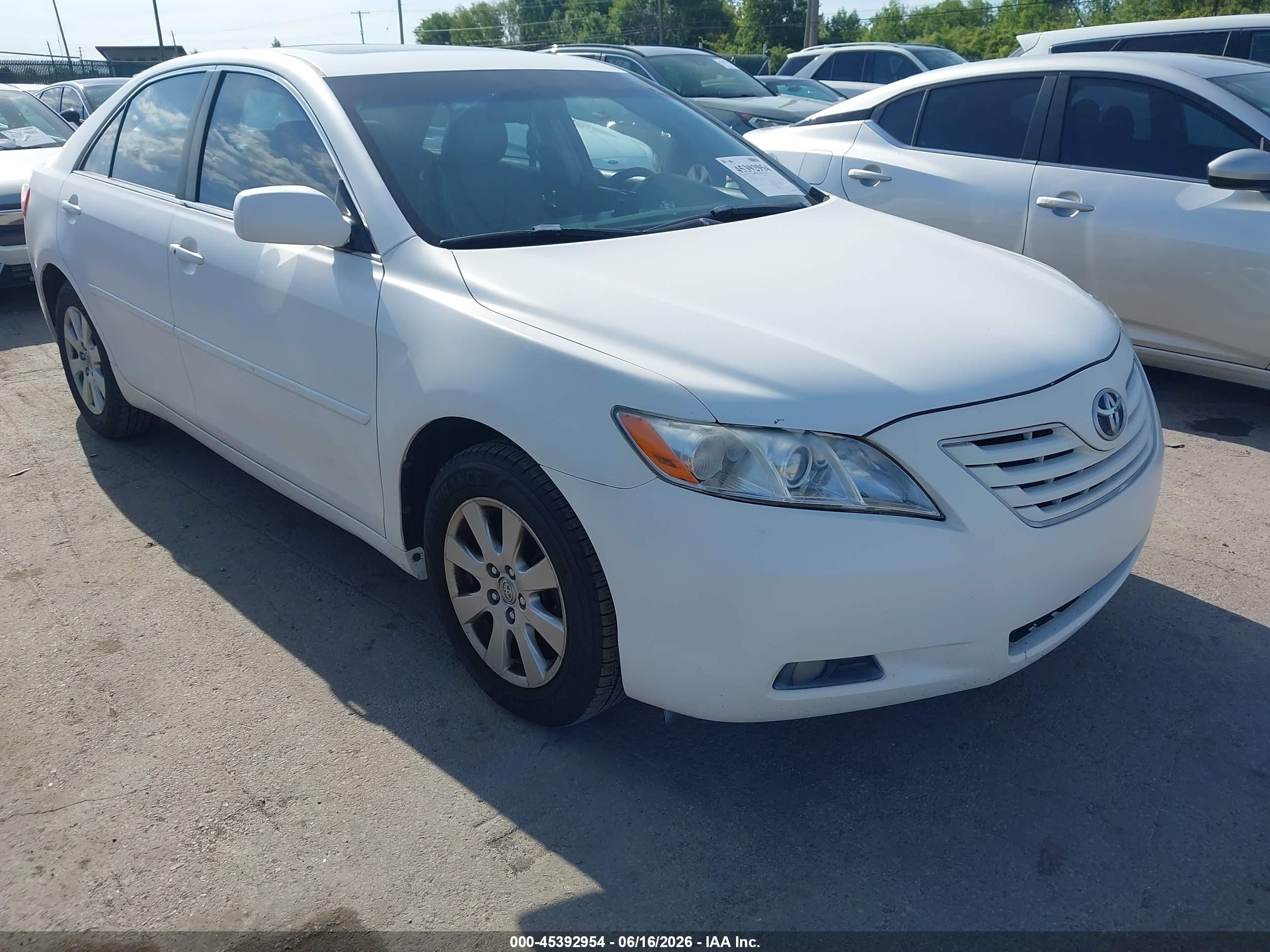2007 Toyota Camry Xle V6 White vin: 4T1BK46K67U508524