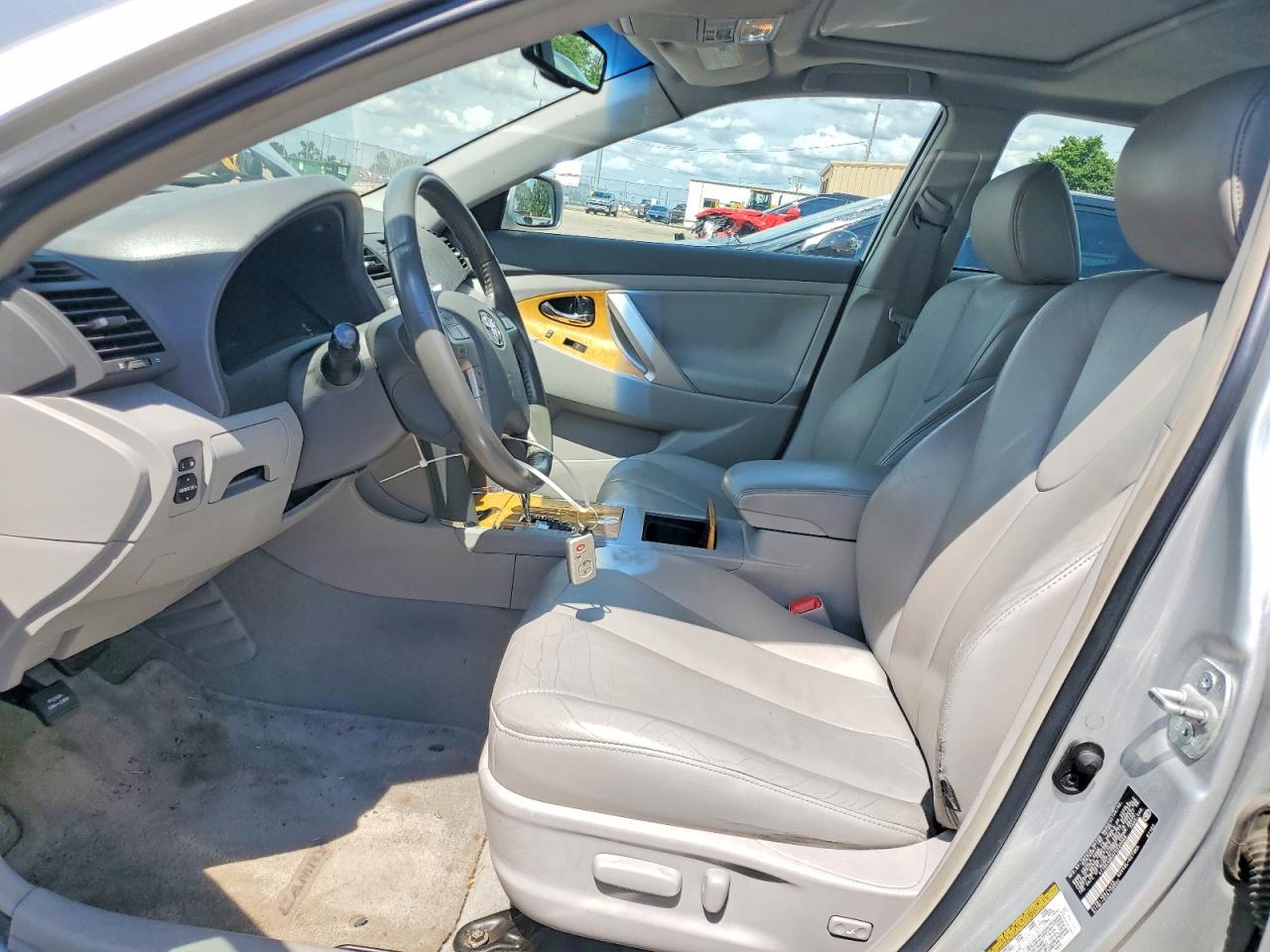 2007 Toyota Camry Xle V6 Silver vin: 4T1BK46K67U526988