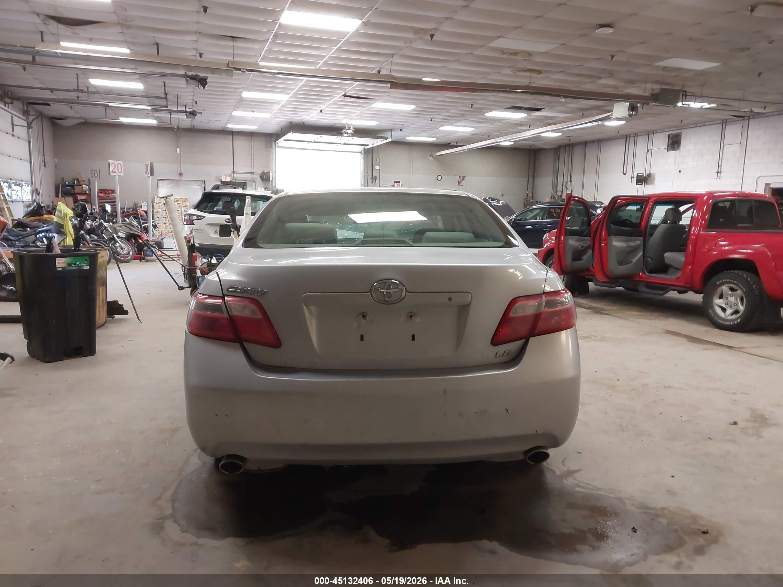 2007 Toyota Camry Le V6 Silver vin: 4T1BK46K67U553995