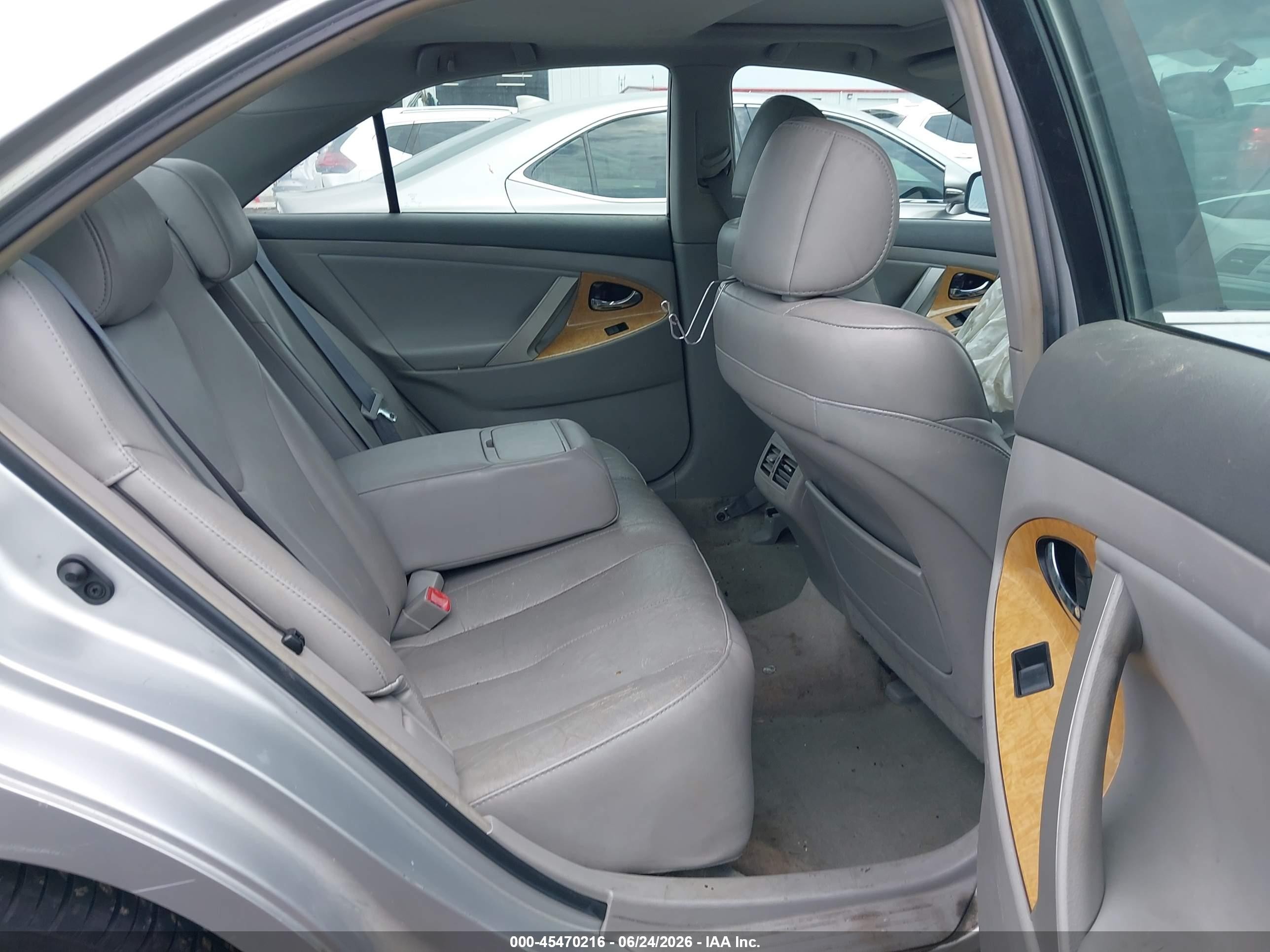 2007 Toyota Camry Xle V6 Silver vin: 4T1BK46K77U034874