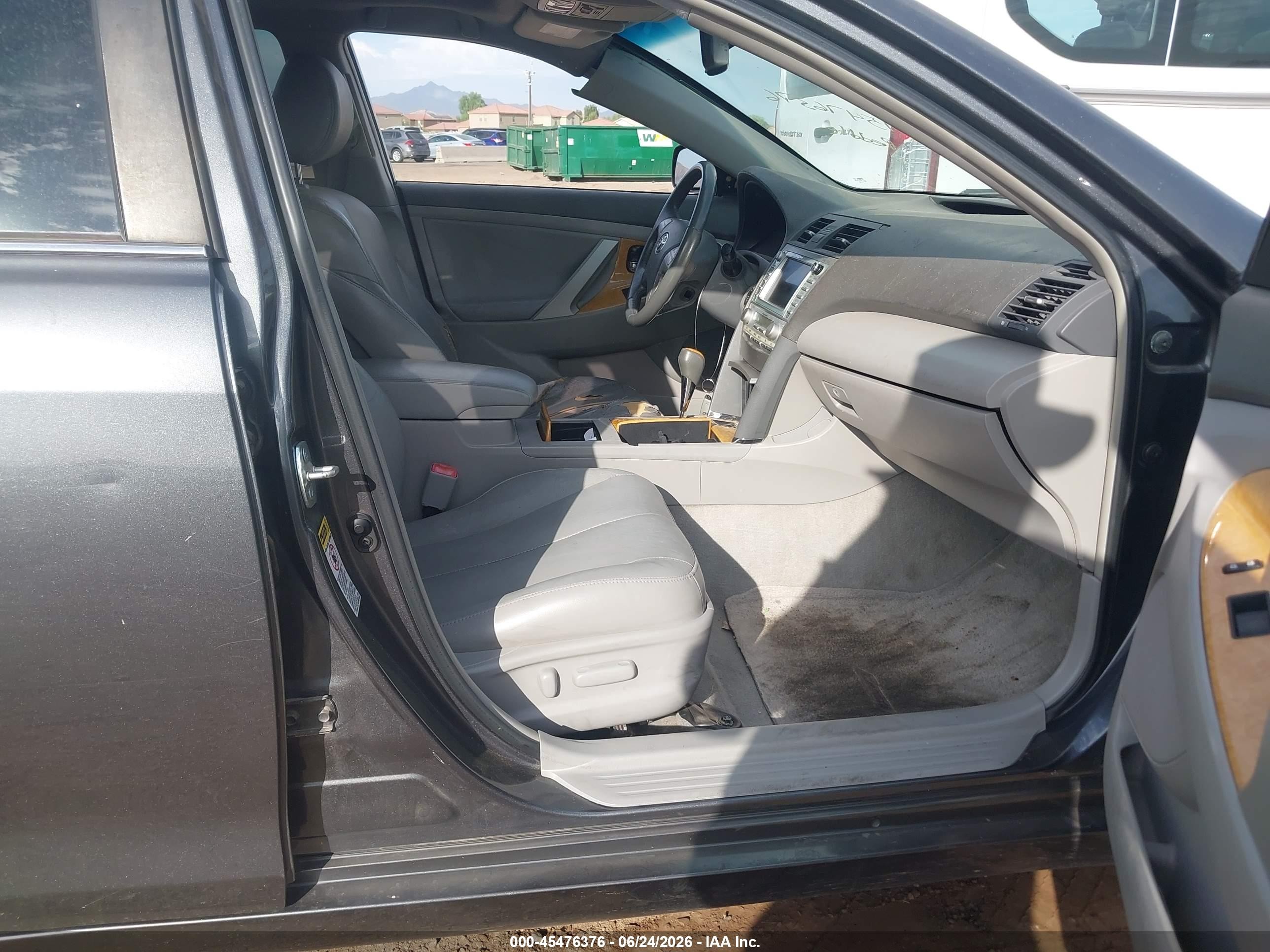 2007 Toyota Camry Xle V6 Silver vin: 4T1BK46K77U045132
