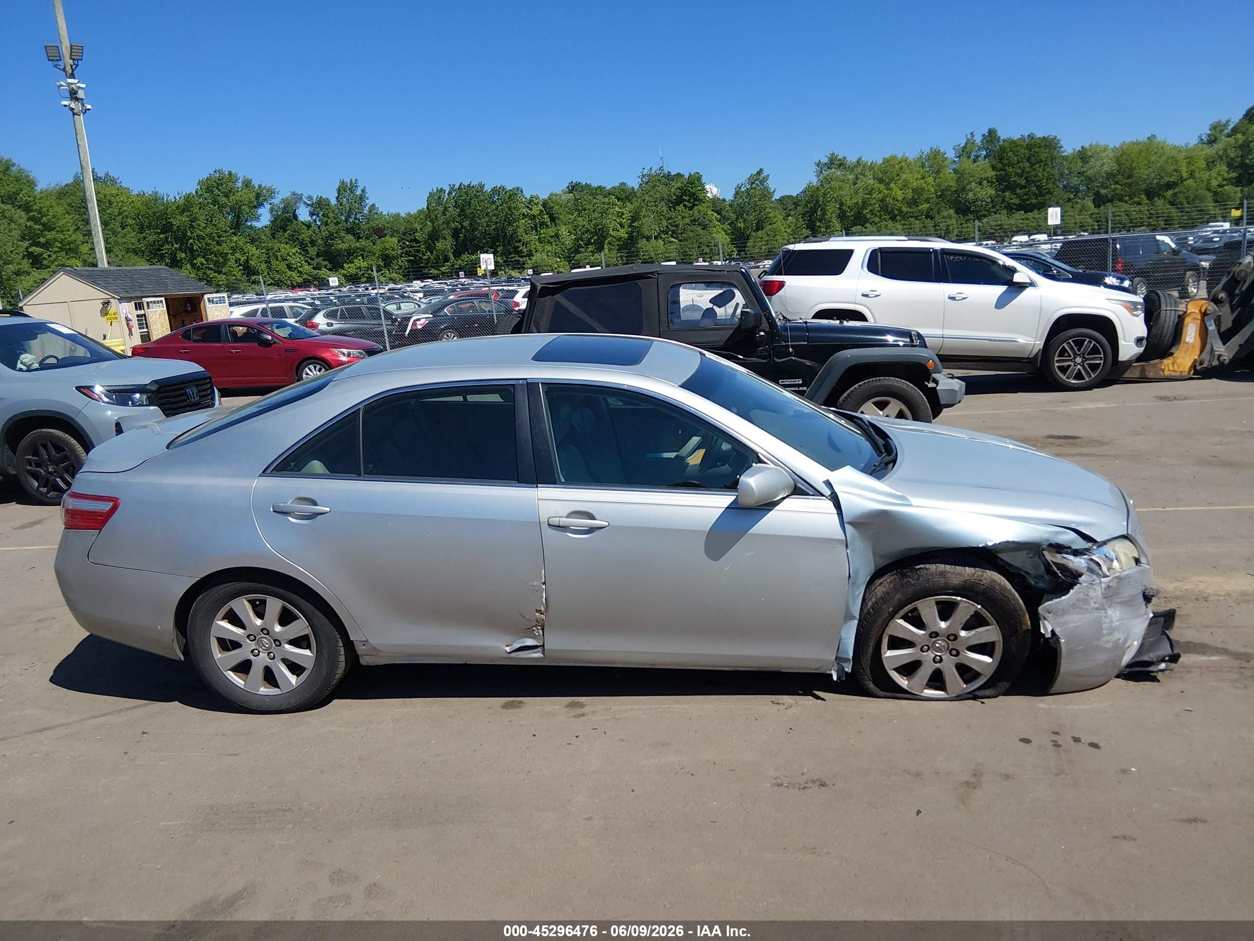 2007 Toyota Camry Xle V6 Silver vin: 4T1BK46K77U508757