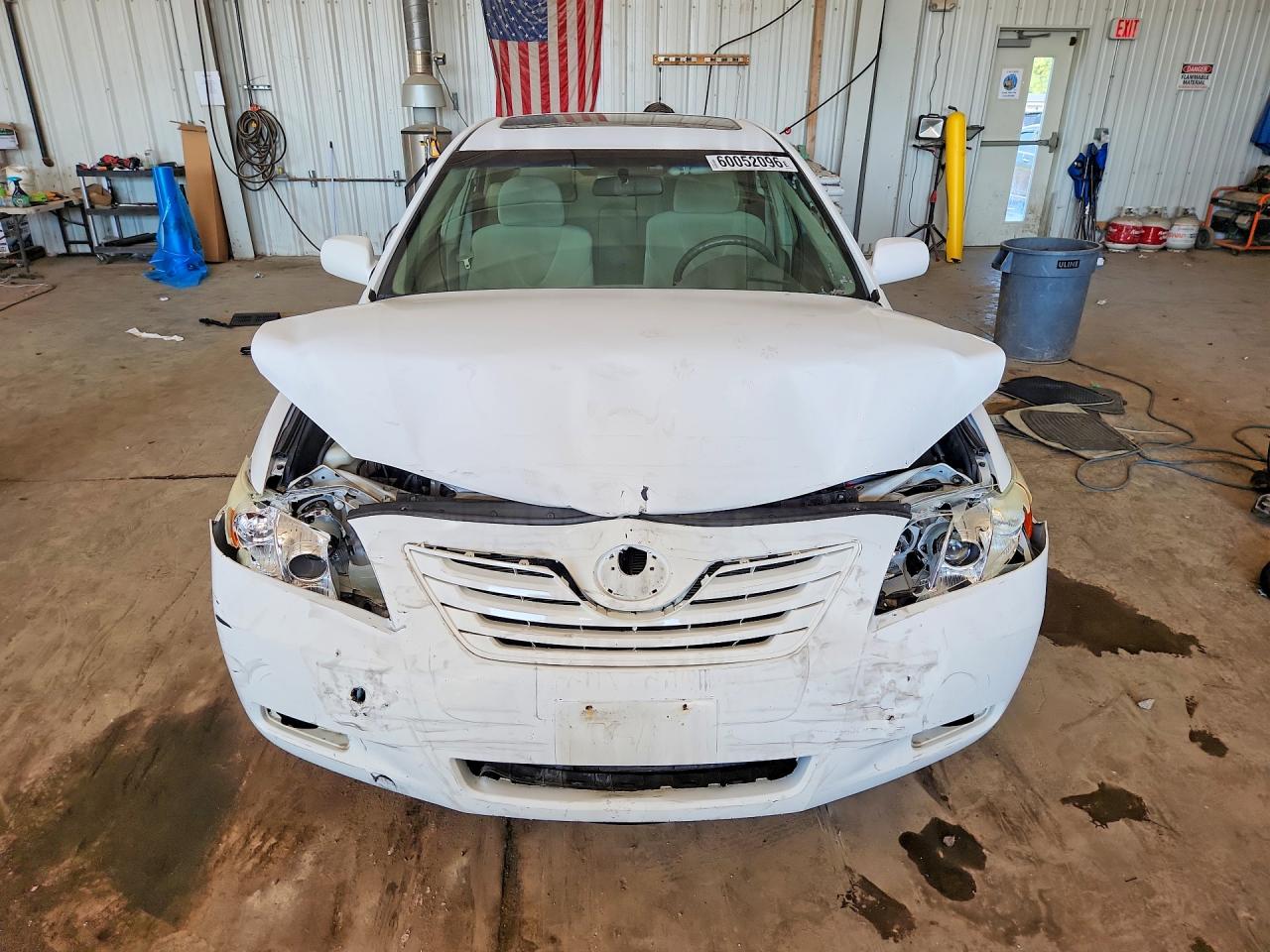 2007 Toyota Camry Le V6 White vin: 4T1BK46K77U514946