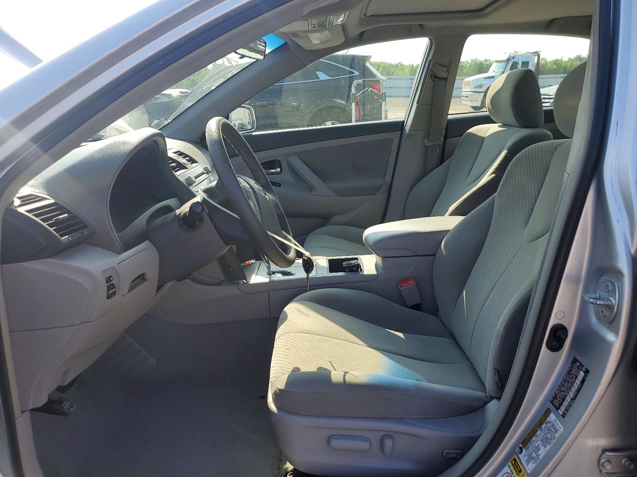 2007 Toyota Camry Le V6 Silver vin: 4T1BK46K77U525591