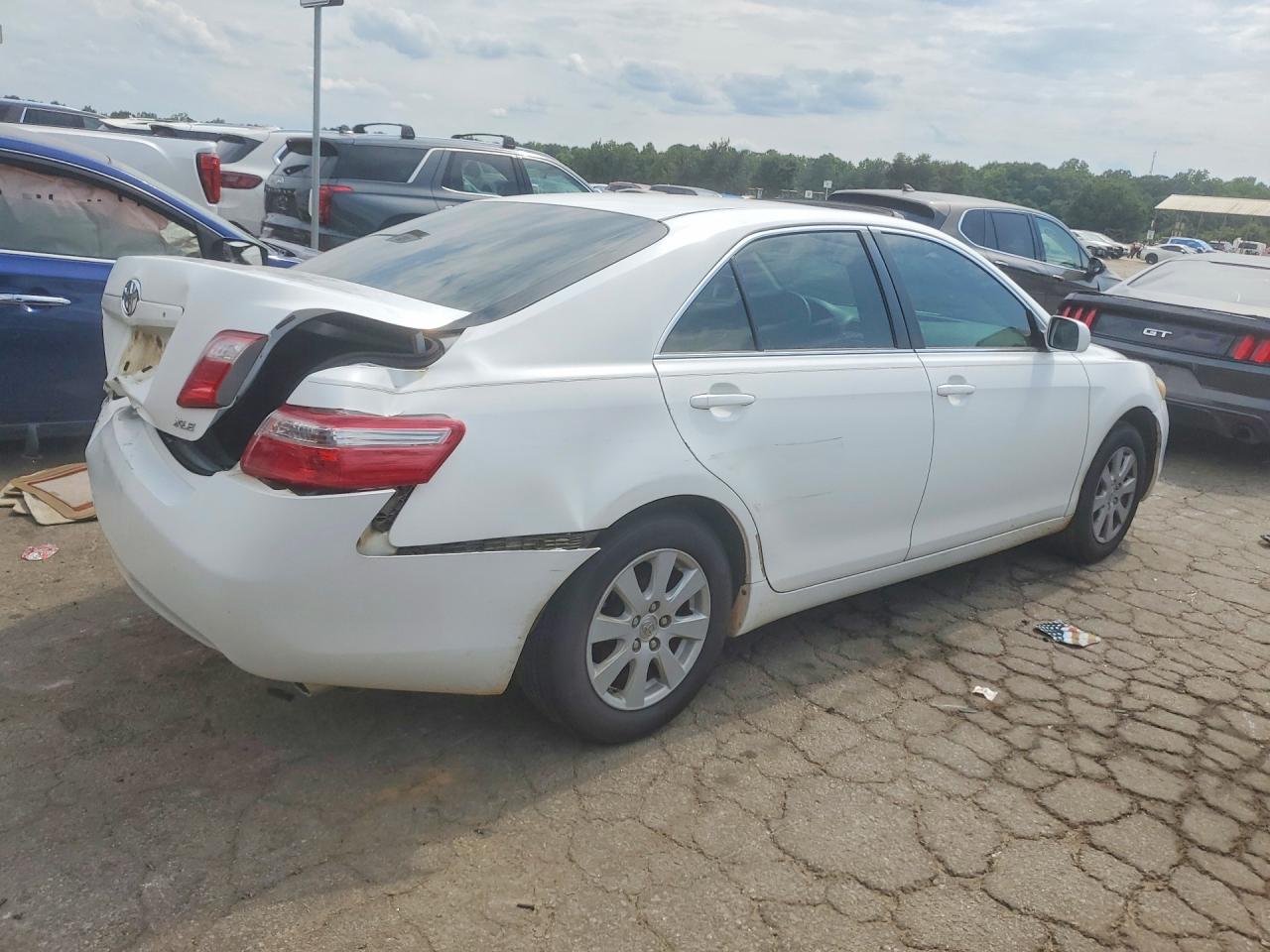 2007 Toyota Camry Xle V6 White vin: 4T1BK46K77U547929