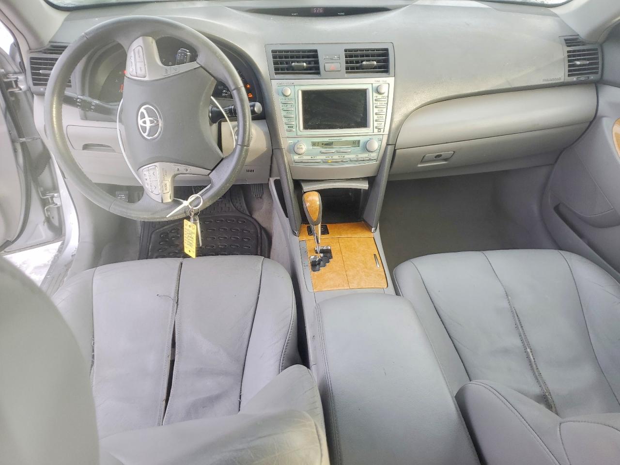 2007 Toyota Camry Le Silver vin: 4T1BK46K77U551639