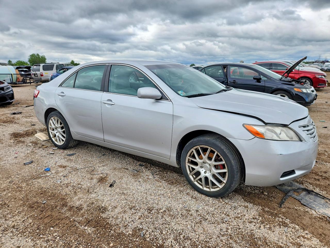 2008 Toyota Camry Le V6 Silver vin: 4T1BK46K78U575778