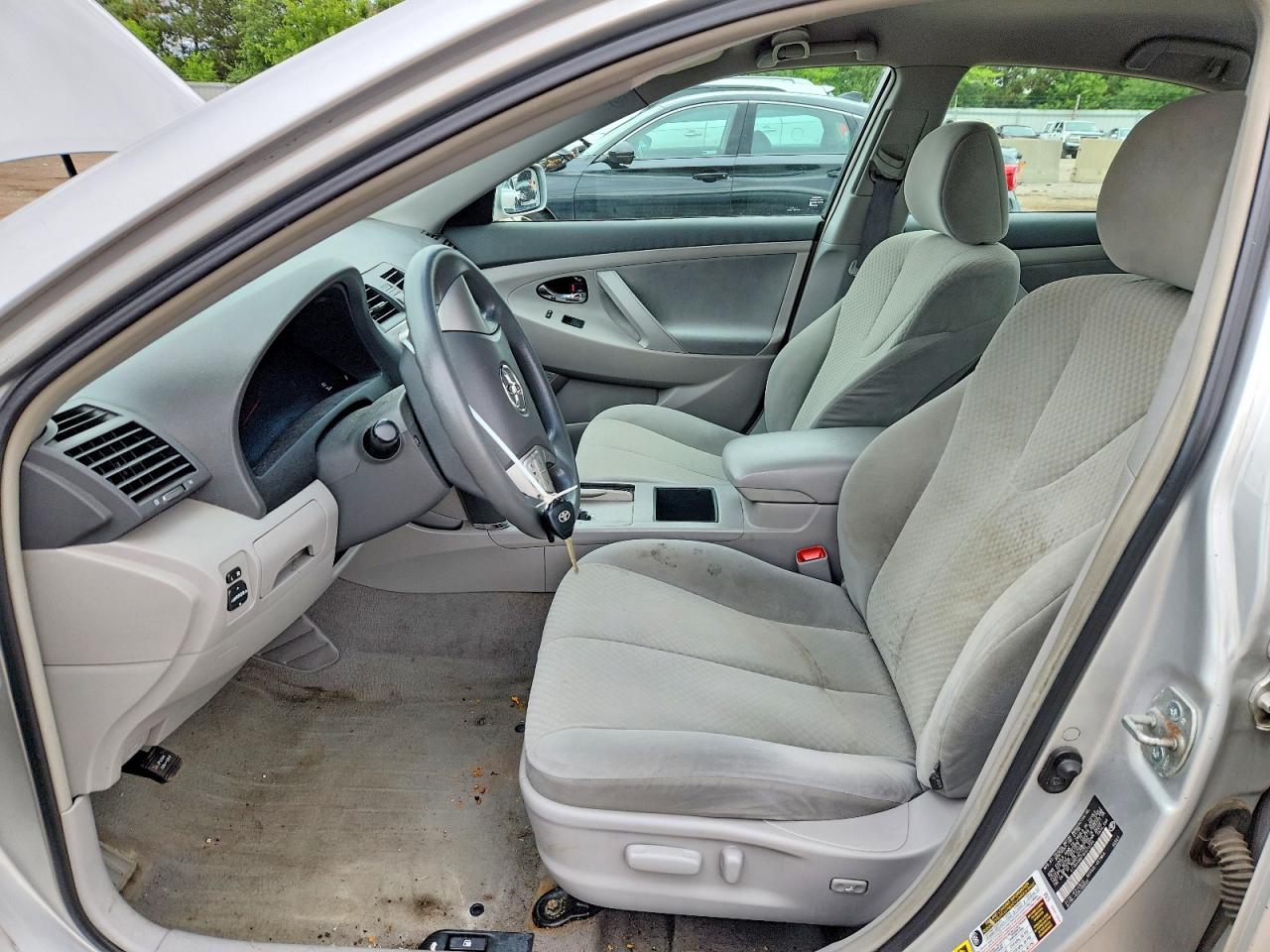 2008 Toyota Camry Le V6 Silver vin: 4T1BK46K78U575778