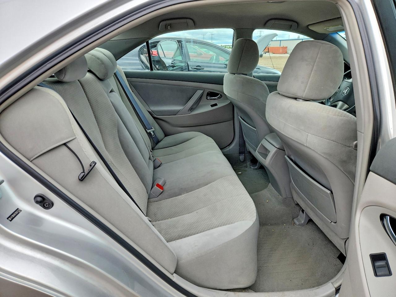 2008 Toyota Camry Le V6 Silver vin: 4T1BK46K78U575778