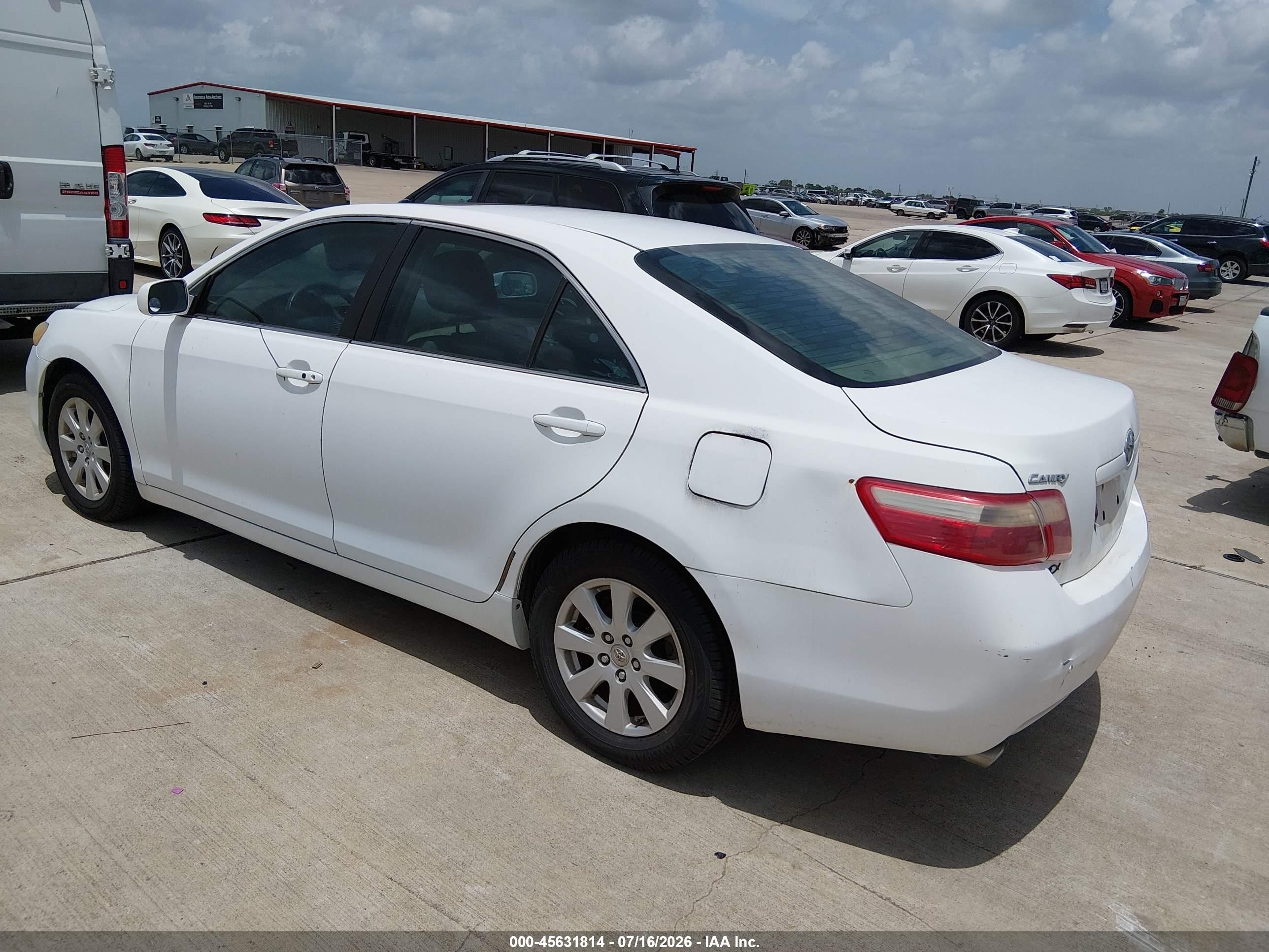 2008 Toyota Camry Xle White vin: 4T1BK46K78U576509