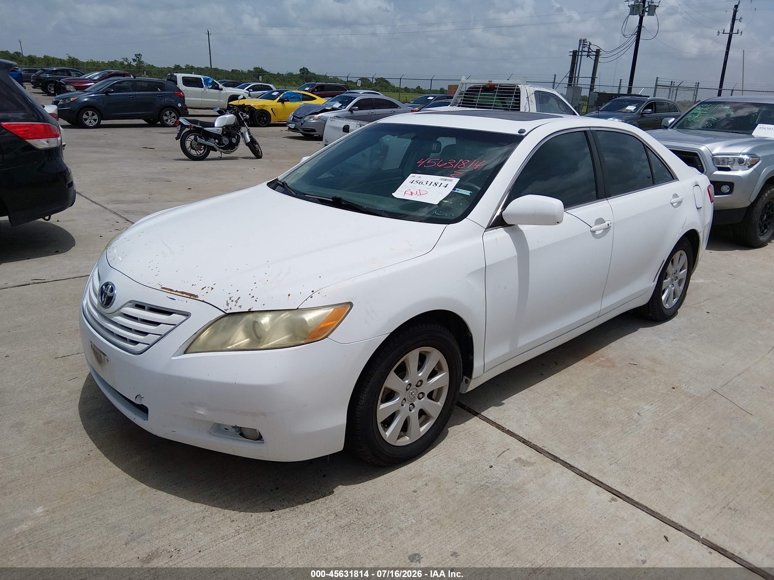 2008 Toyota Camry Xle White vin: 4T1BK46K78U576509