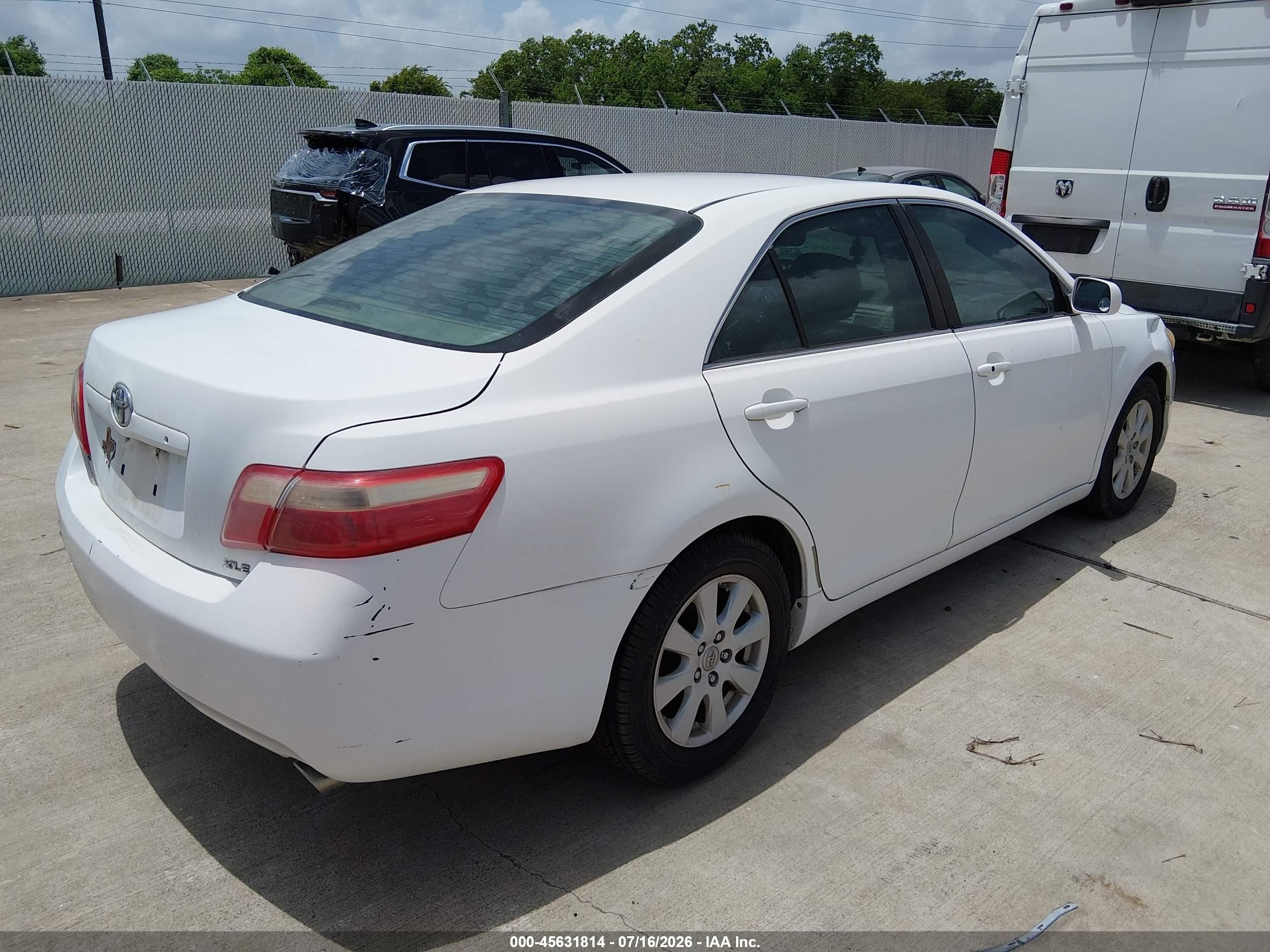 2008 Toyota Camry Xle White vin: 4T1BK46K78U576509