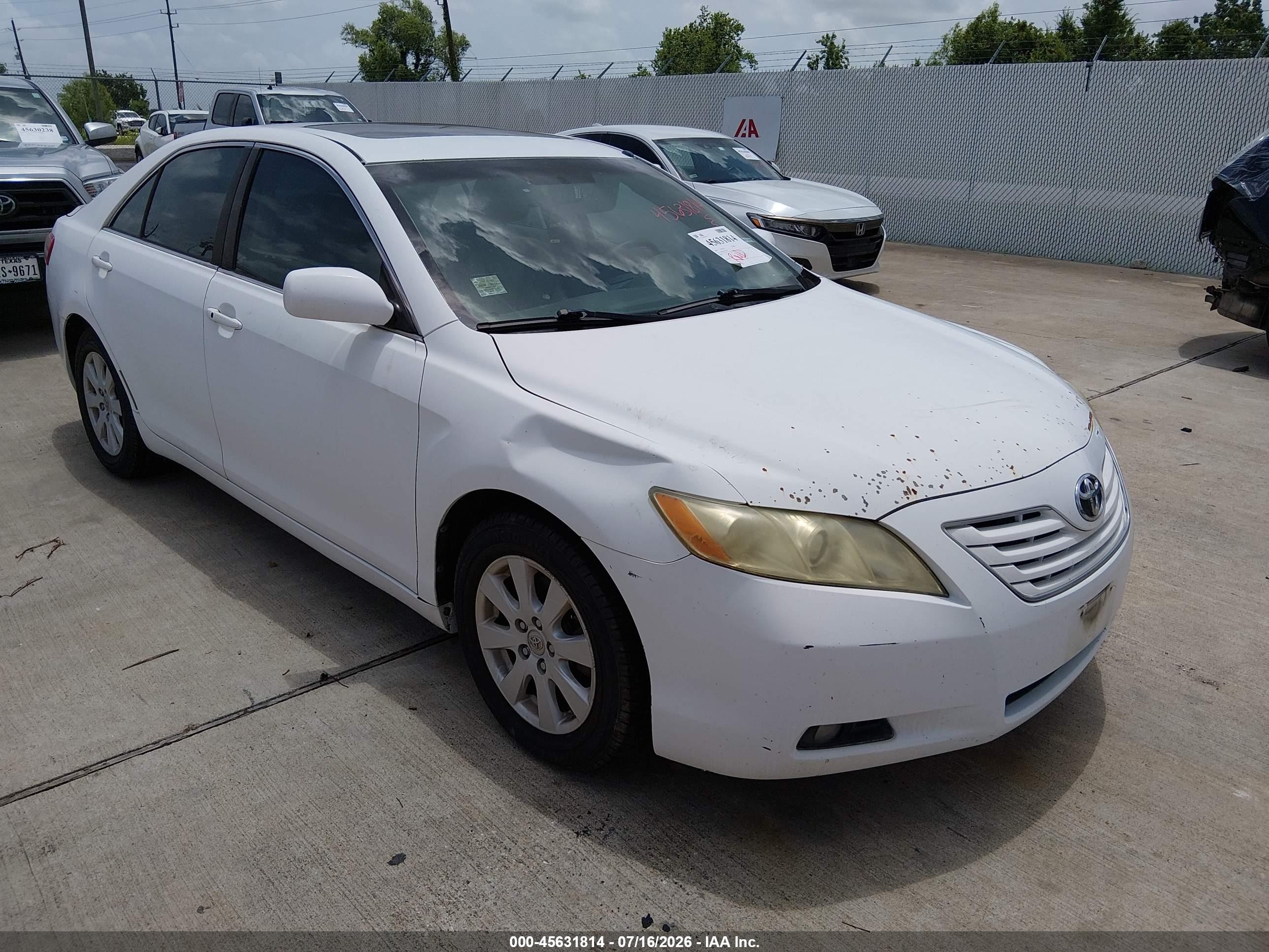 2008 Toyota Camry Xle White vin: 4T1BK46K78U576509