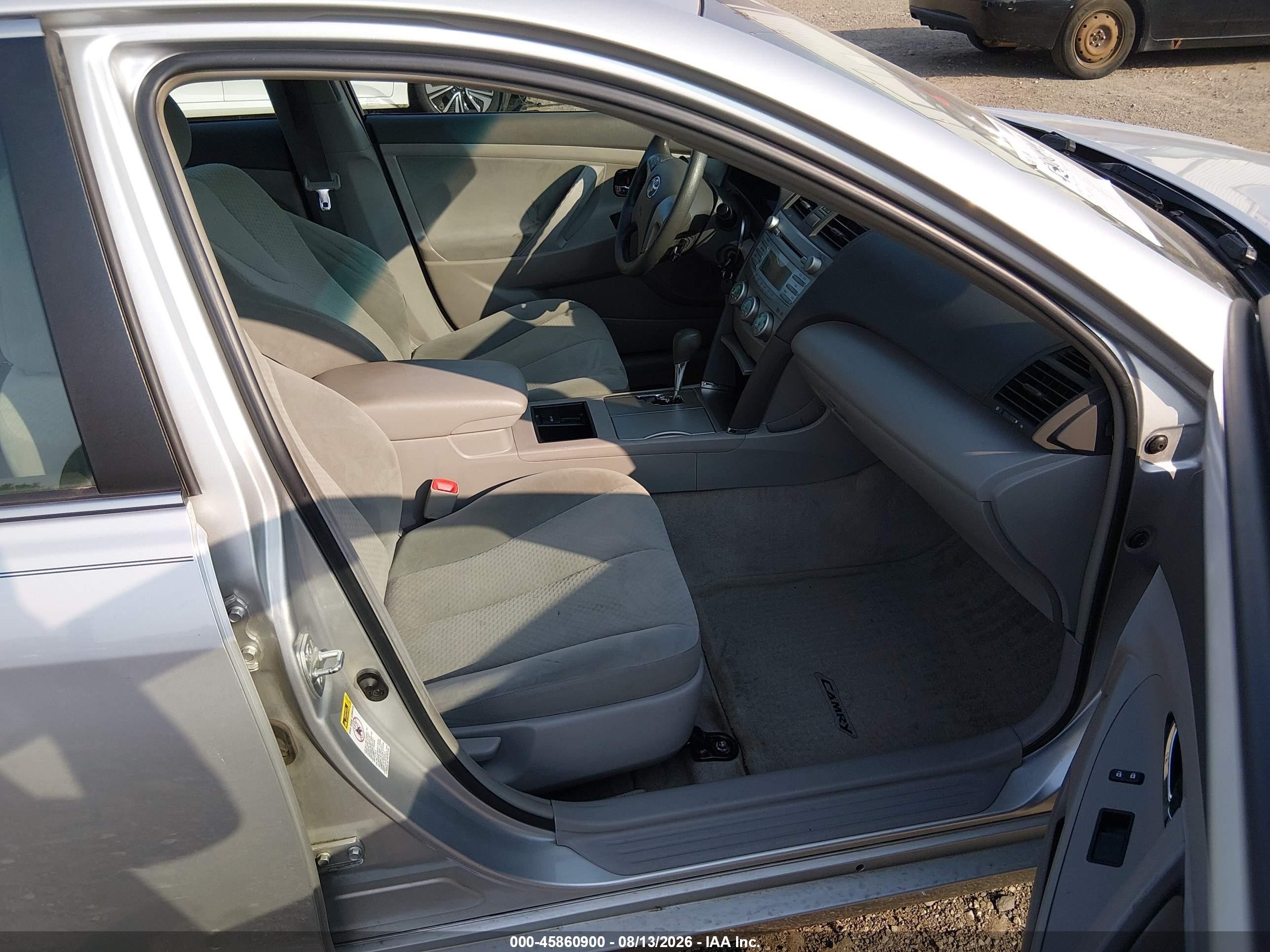 2009 Toyota Camry Le V6 Серебряный vin: 4T1BK46K79U082748