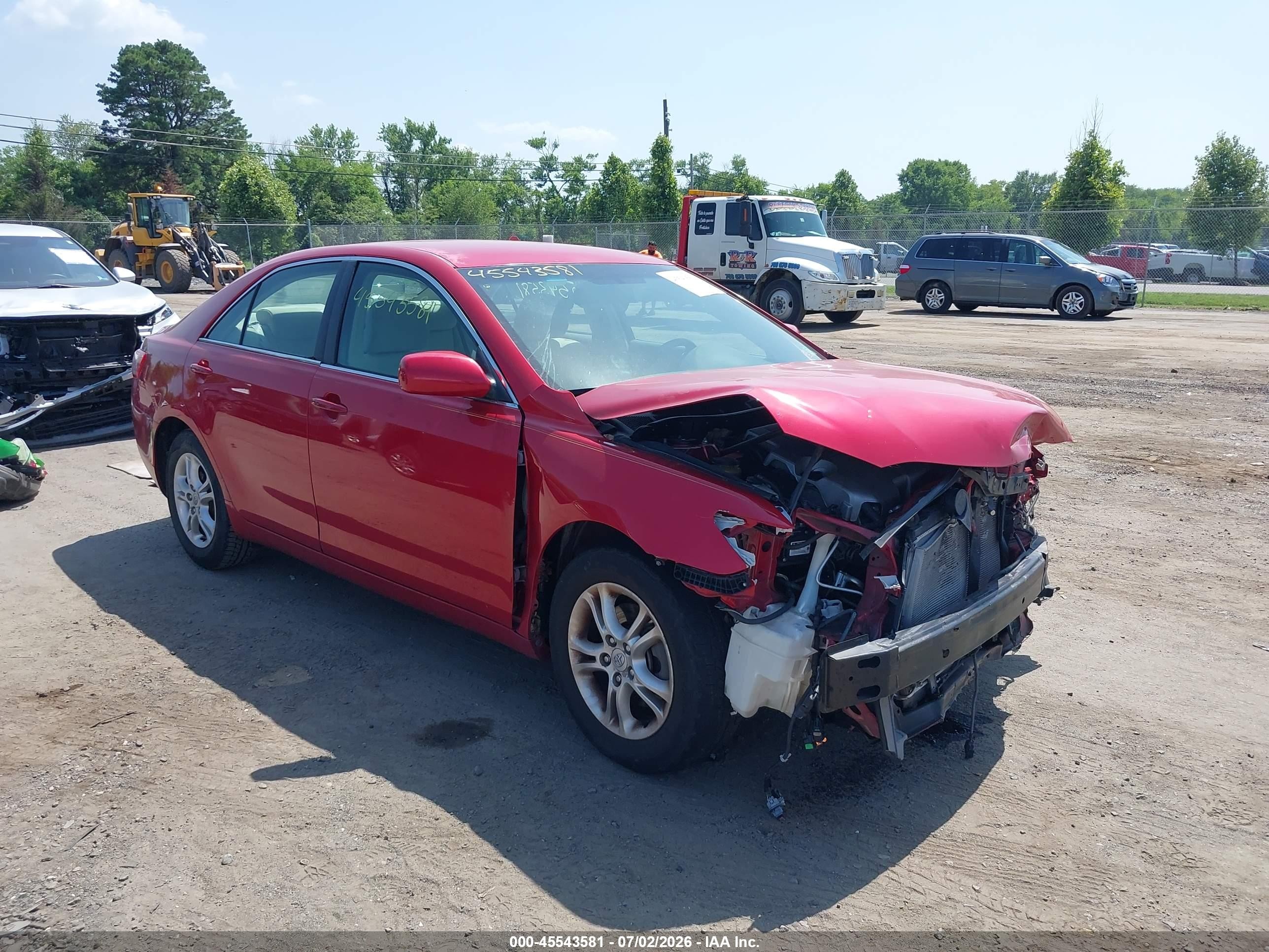 2009 Toyota Camry Le V6 Red vin: 4T1BK46K79U094950