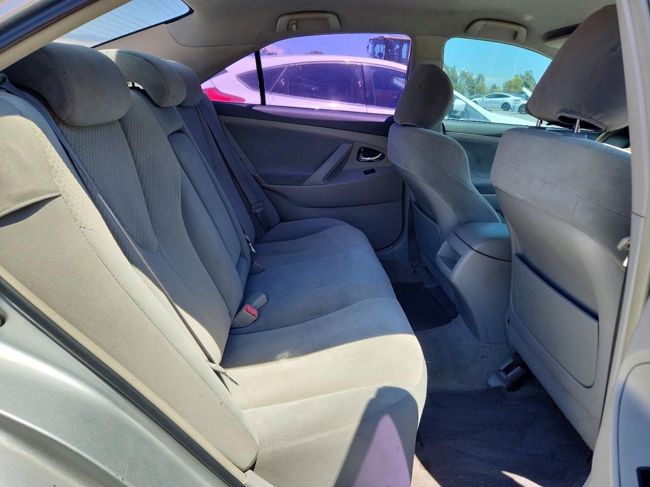 2007 Toyota Camry Le V6 Серебряный vin: 4T1BK46K87U012625