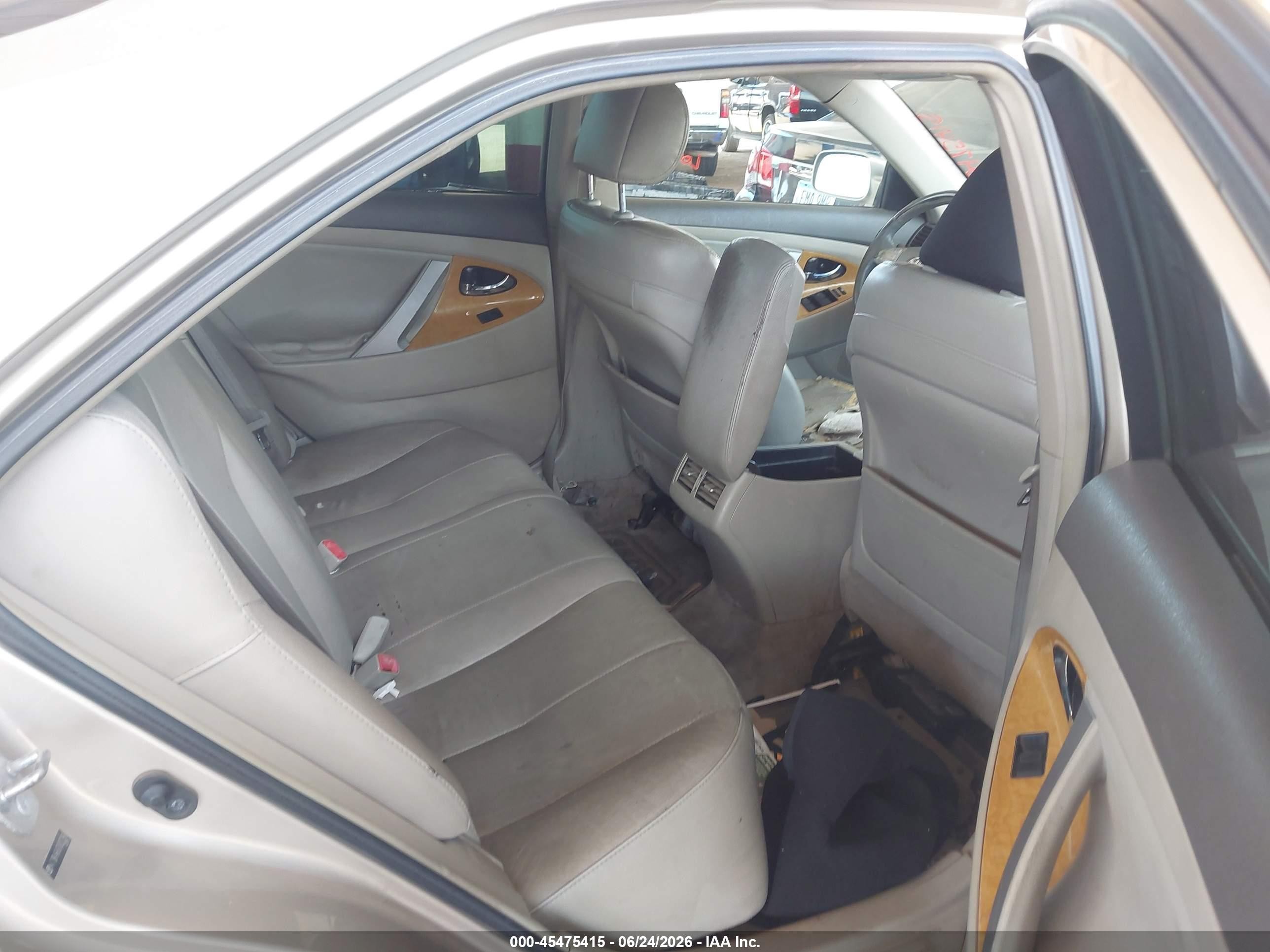 2007 Toyota Camry Xle V6 Tan vin: 4T1BK46K87U023396
