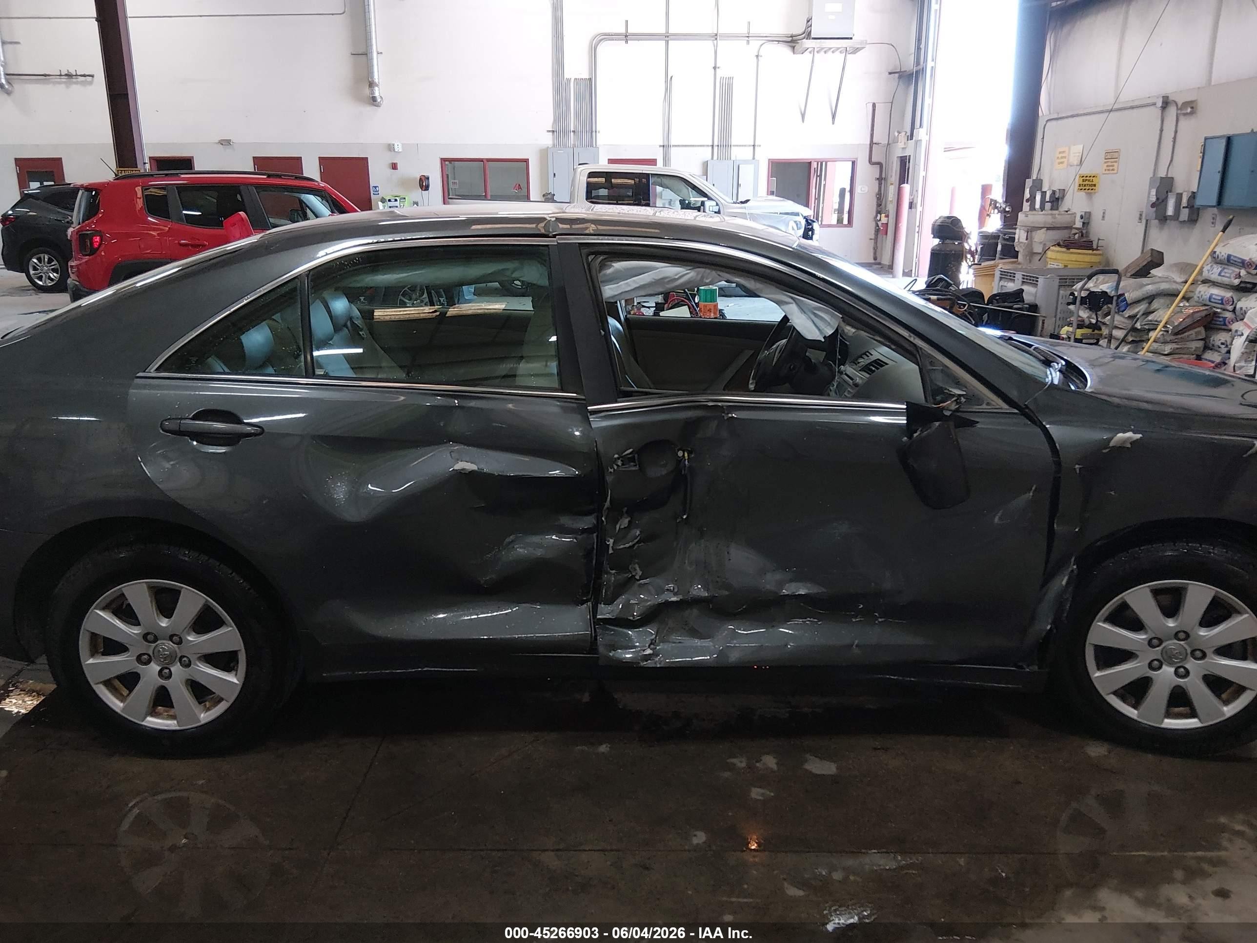 2007 Toyota Camry Xle V6 Gray vin: 4T1BK46K87U526359
