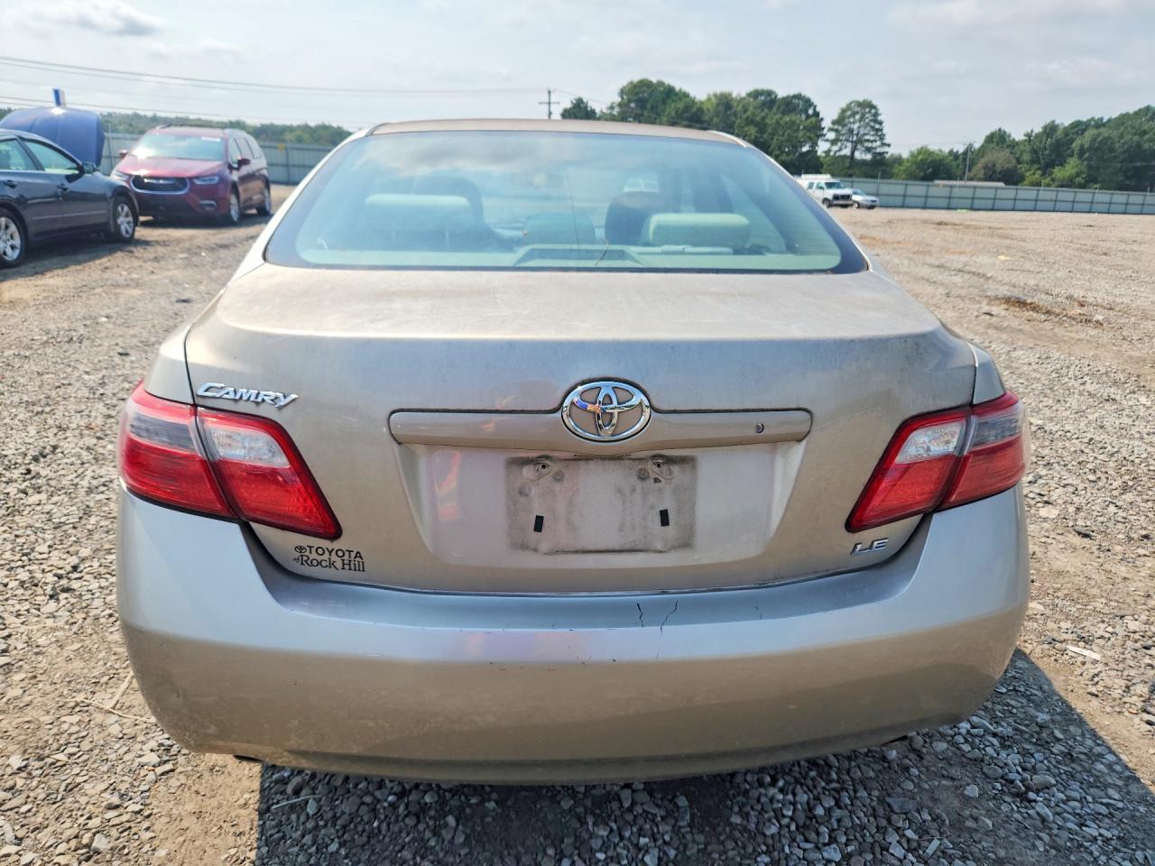 2008 Toyota Camry Le V6 White vin: 4T1BK46K88U058862
