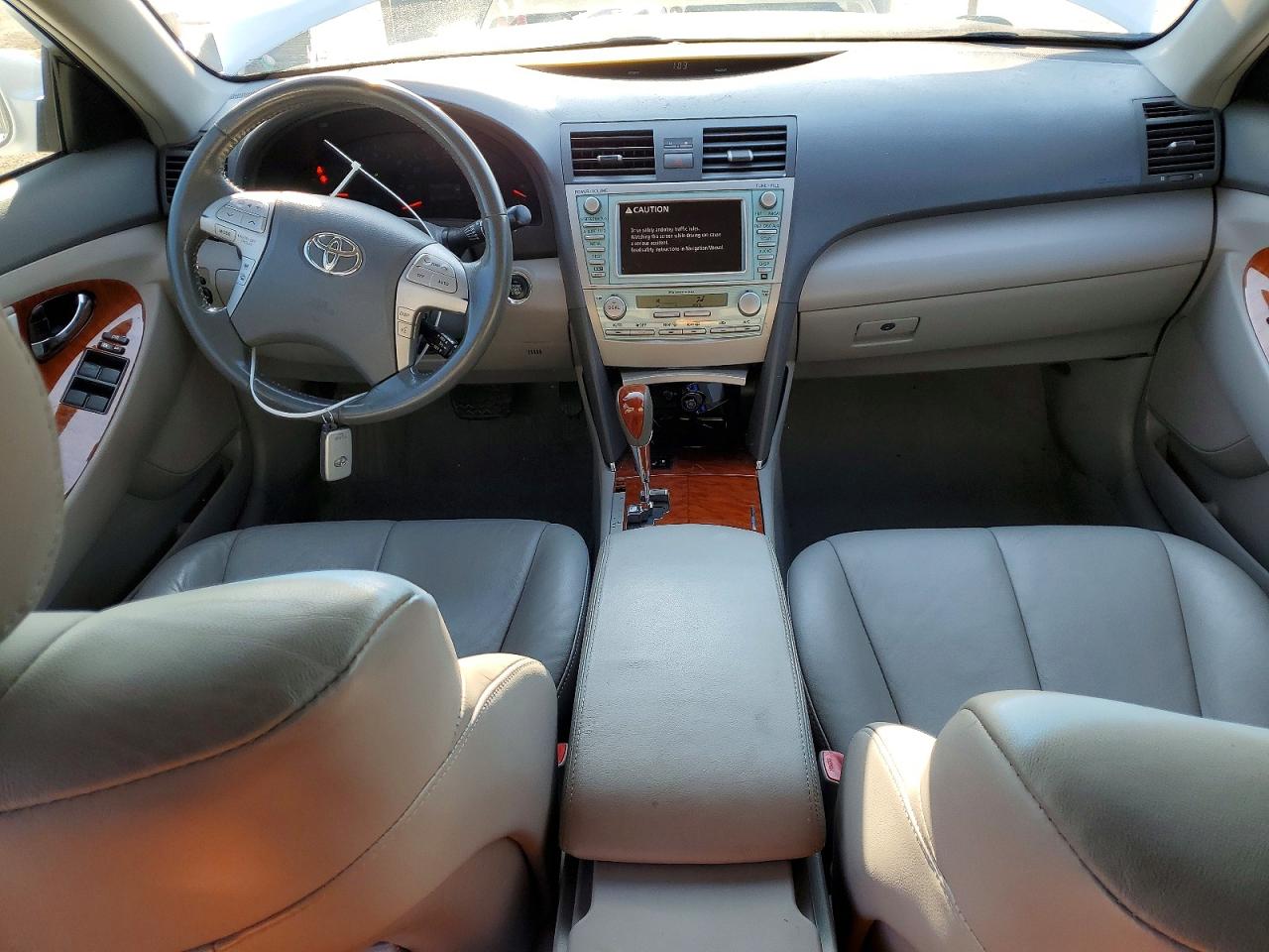 2009 Toyota Camry Xle V6 White vin: 4T1BK46K89U596771