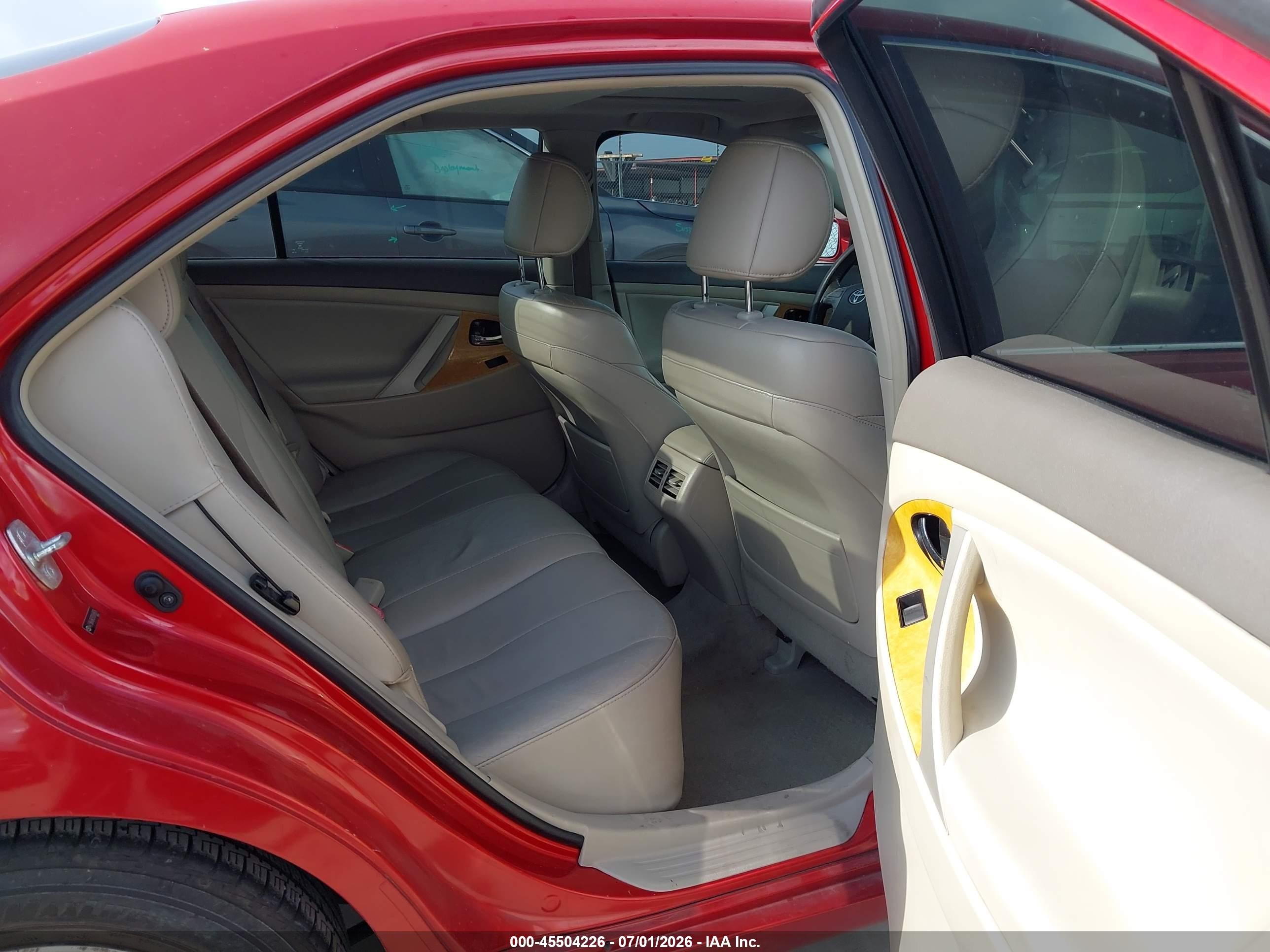 2007 Toyota Camry Xle V6 Red vin: 4T1BK46K97U049876