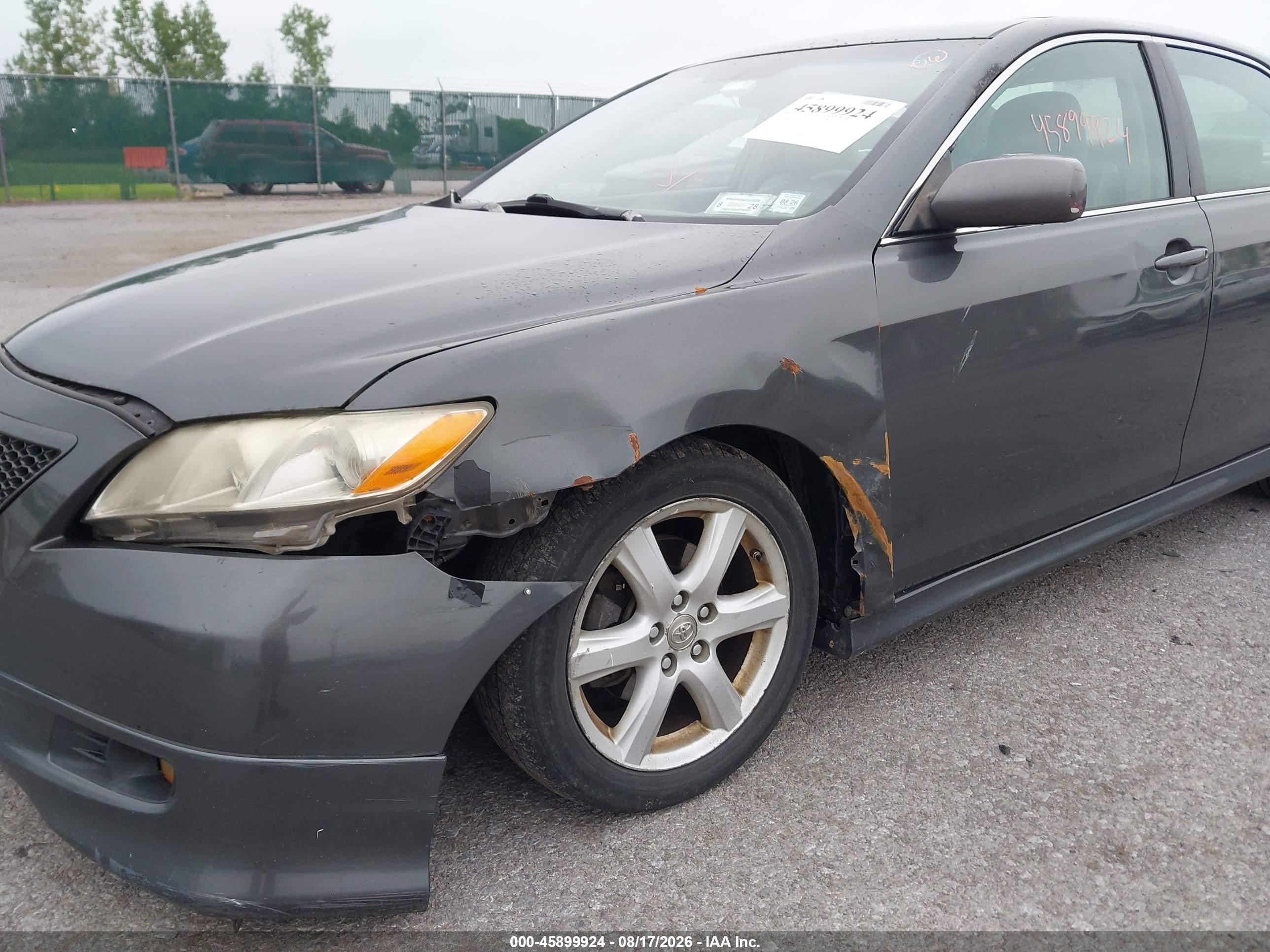2007 Toyota Camry Se V6 Серый vin: 4T1BK46K97U533854