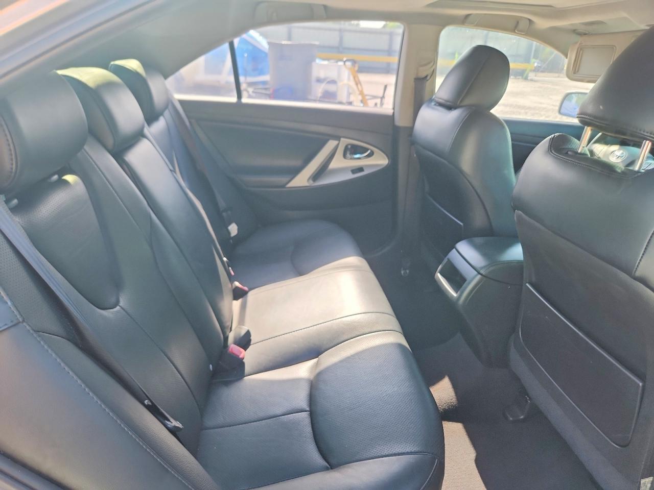 2007 Toyota Camry Se V6 Silver vin: 4T1BK46K97U556535