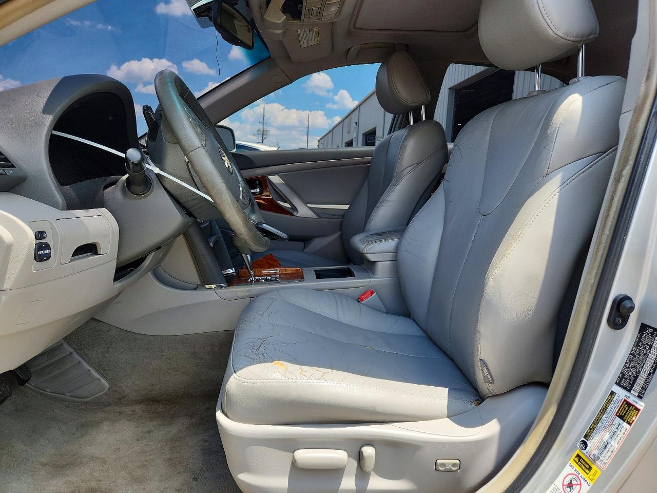 2008 Toyota Camry Xle V6 Silver vin: 4T1BK46K98U572039