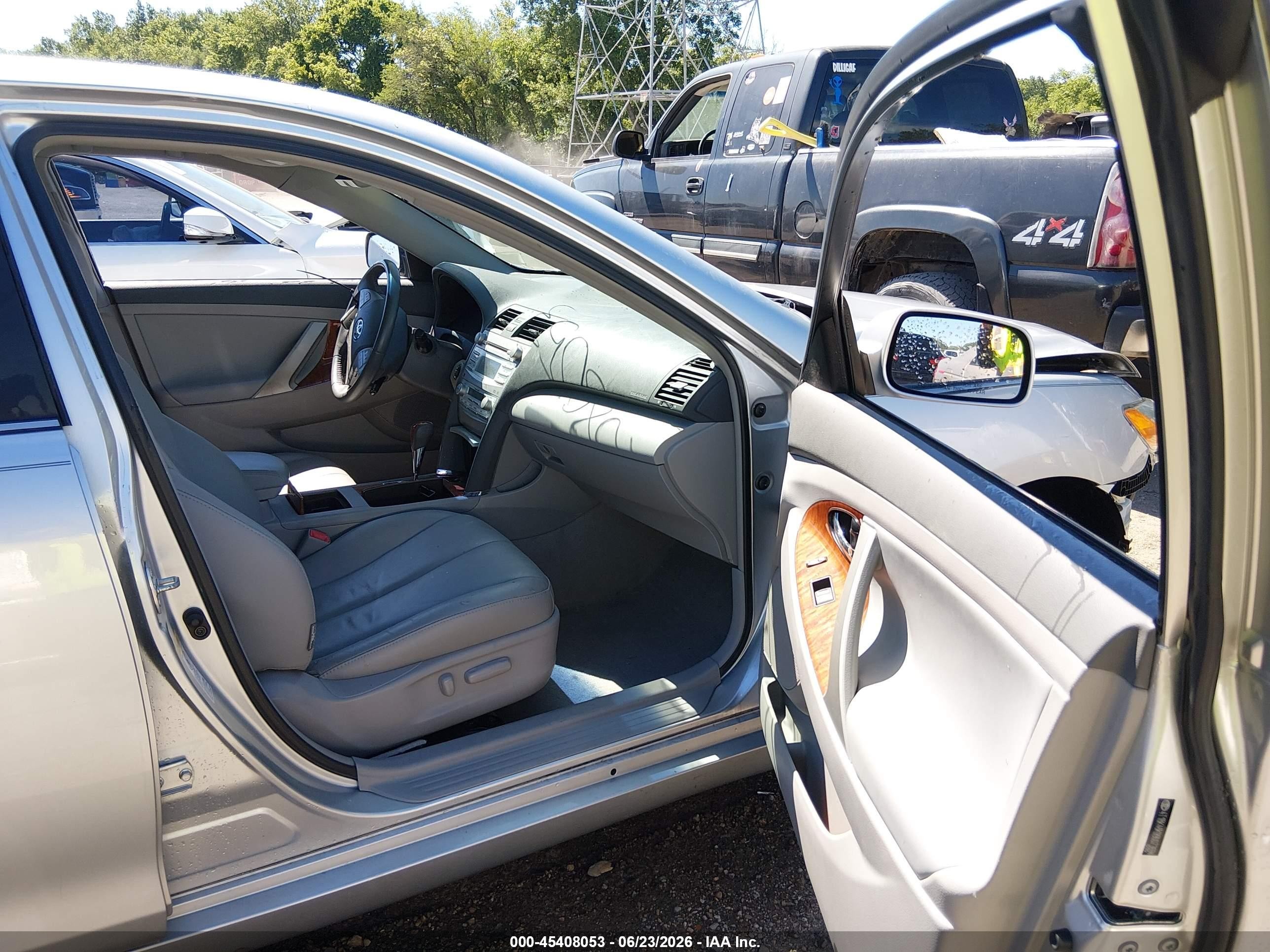 2009 Toyota Camry Xle V6 Silver vin: 4T1BK46K99U073694