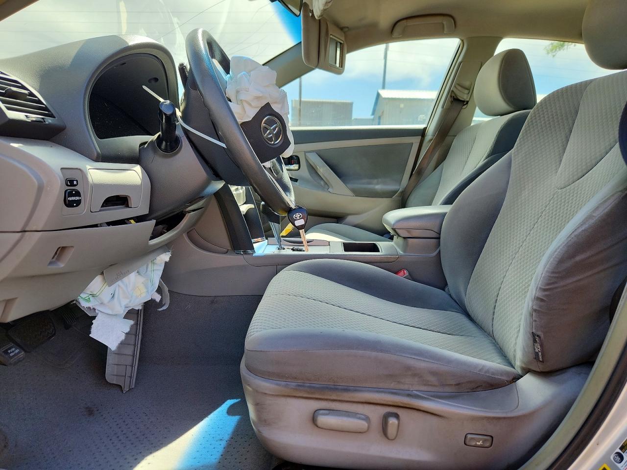 2009 Toyota Camry Le V6 Silver vin: 4T1BK46K99U588629