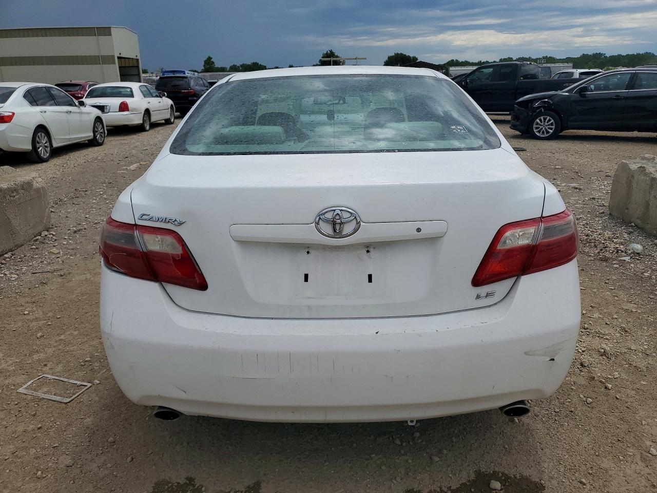 2009 Toyota Camry Le V6 White vin: 4T1BK46K99U591224