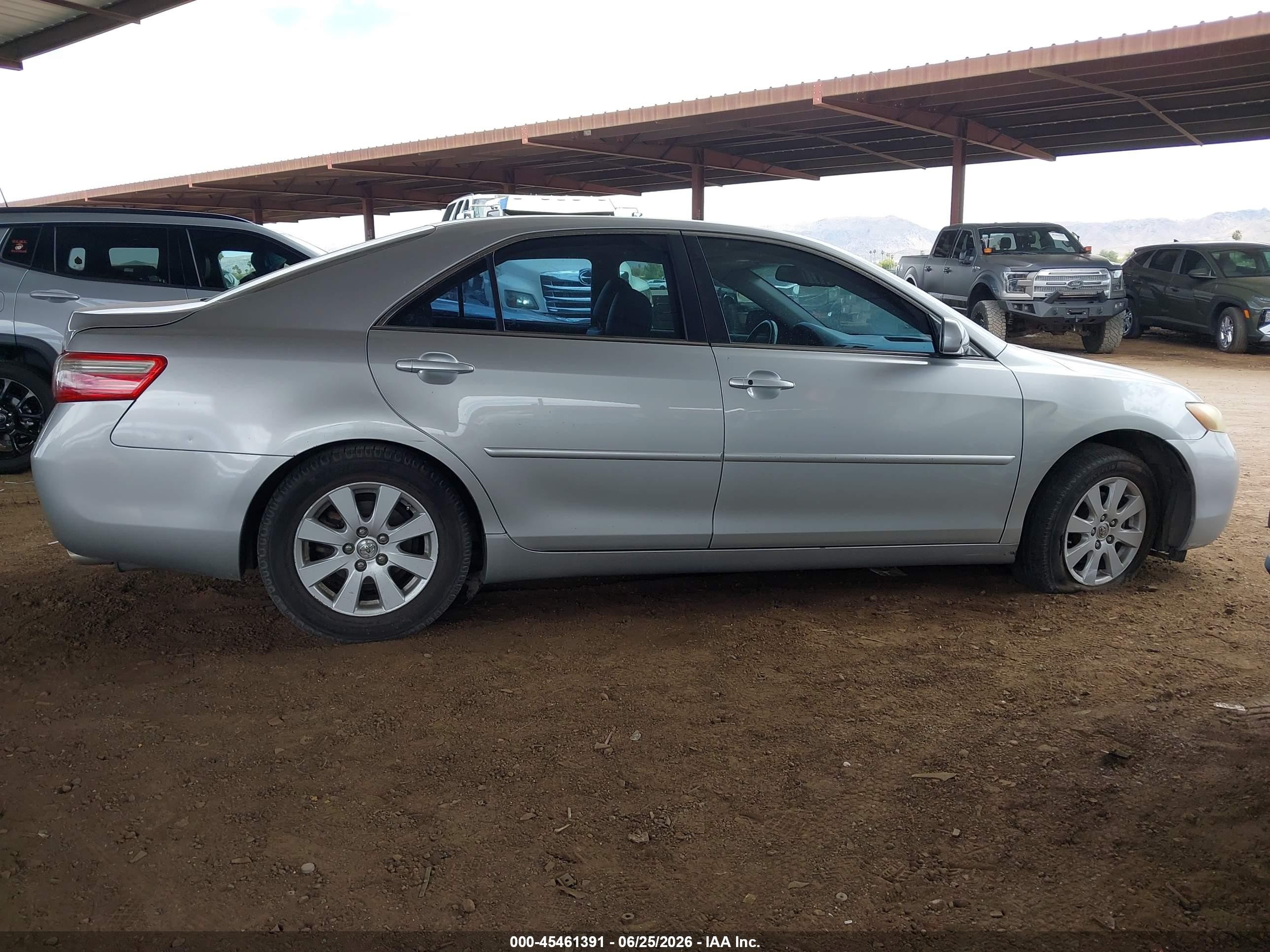 2007 Toyota Camry Xle V6 Silver vin: 4T1BK46KX7U009774
